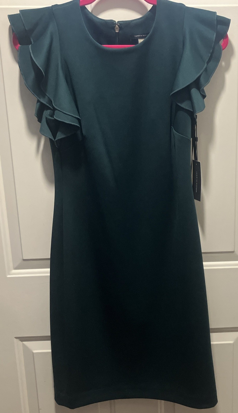 Tommy Hilfiger emerald green ruffle-sleeve sheath dress- Size 4. NEW WITH TAGS
