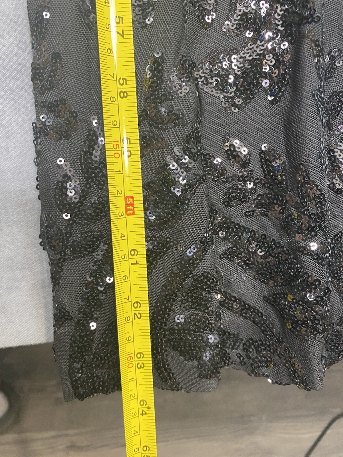 Windsor Black Sequin Halter Mermaid Formal Gown Dress Open Back Slit Size Large