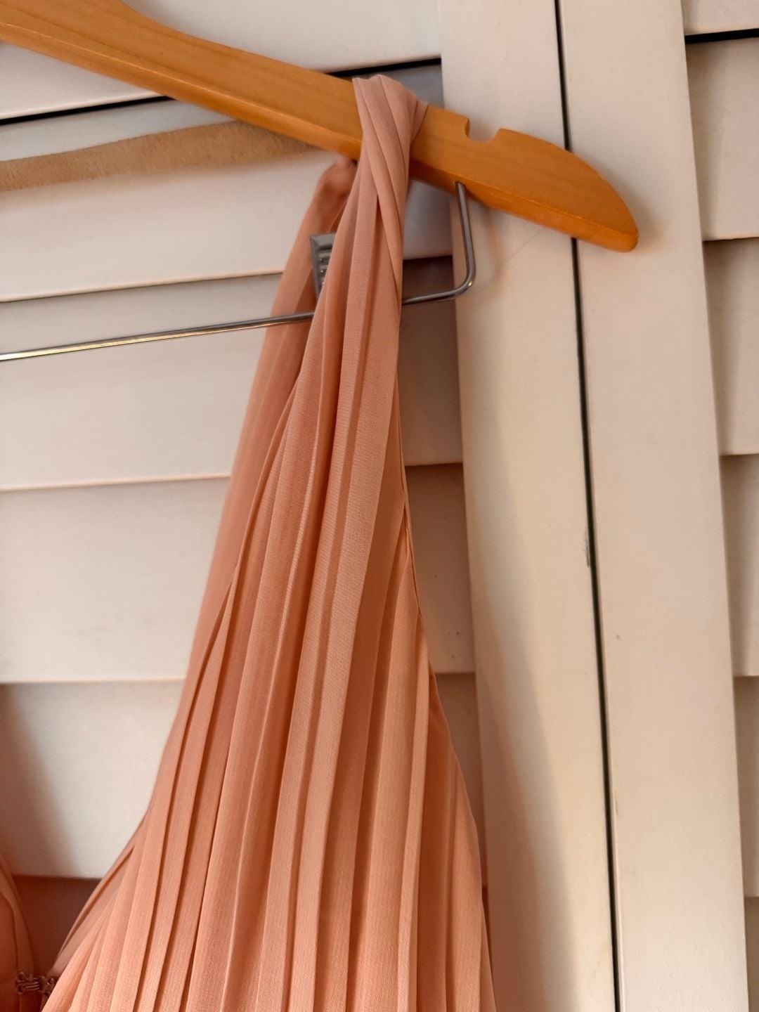 Maje Peach Pleated V-Neck Sleeveless Midi Dress