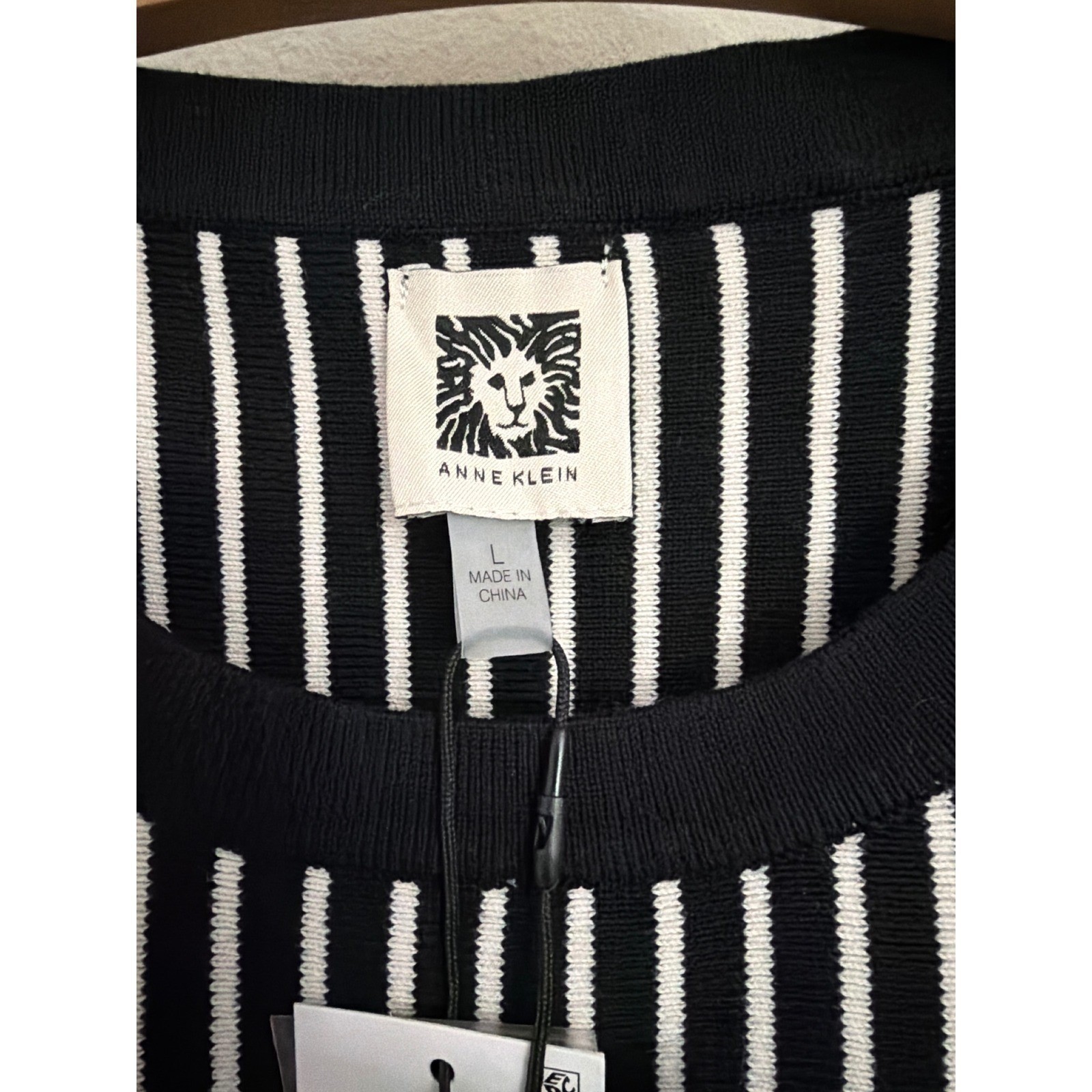 NWT Anne Klein $129 Black White Striped Knit Fit & Flare Dress Sleeveless Large
