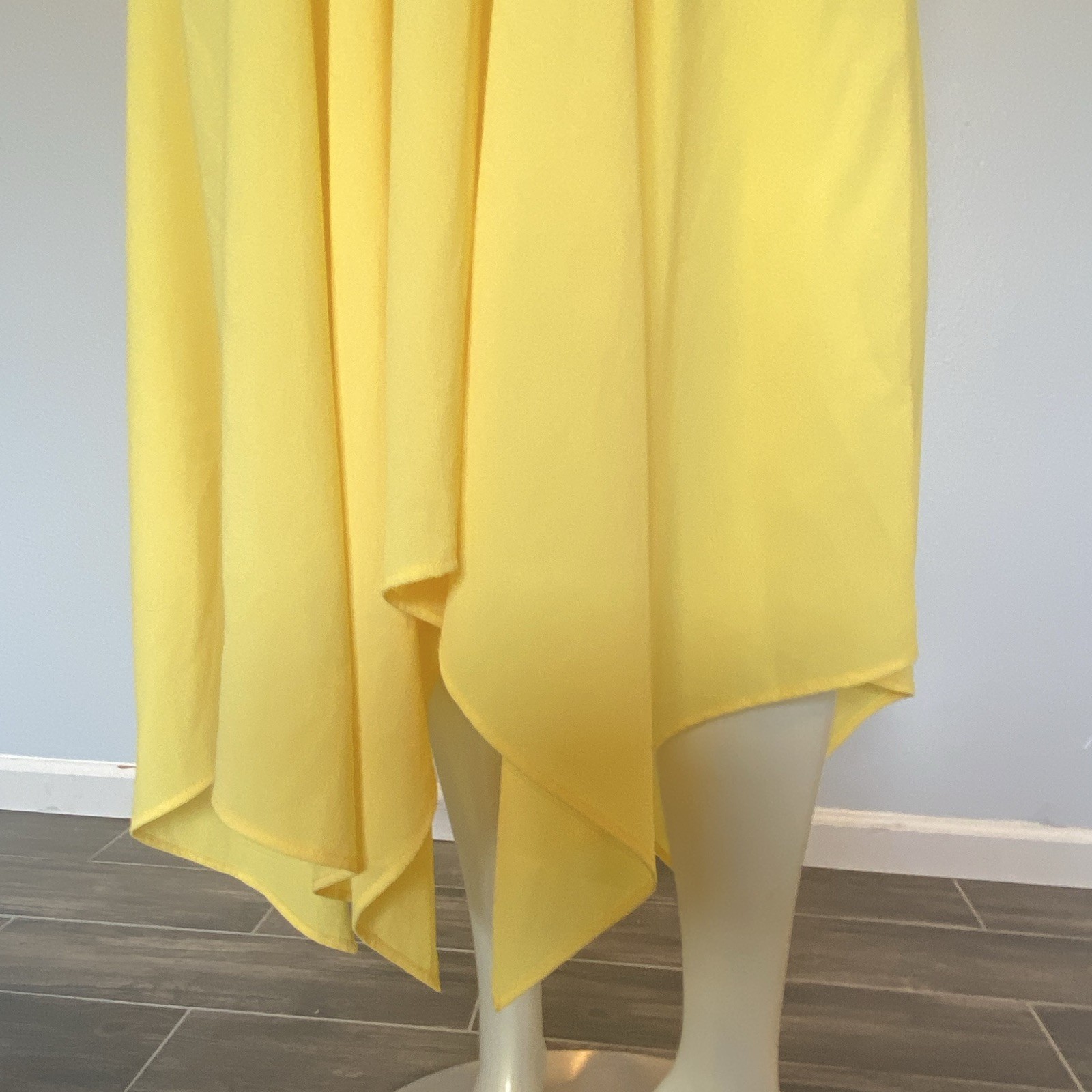 VICI Yellow Halter Backless Open Back Chiffon Midi Dress Pleated XL D-4989