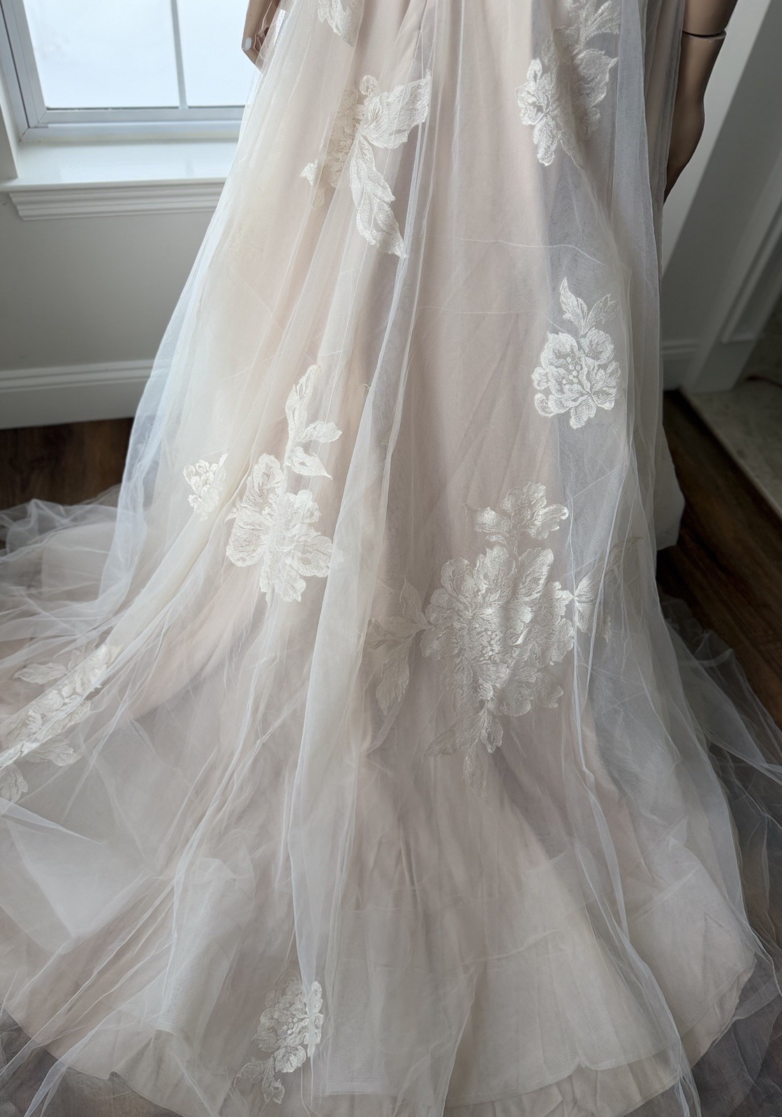 Willowby by Watters Tulle Wedding Dress Sz 22W Beige Lace Boho Bridal Fairy Gown