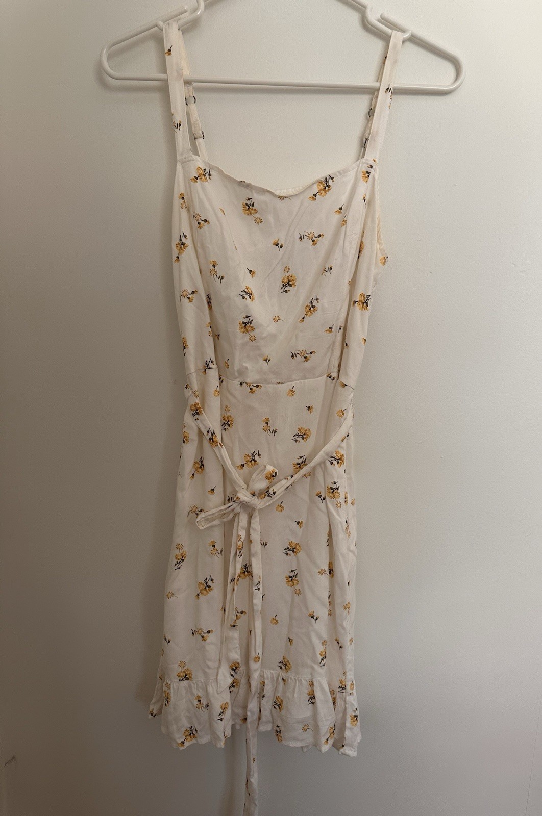 Hollister Women’s White/Yellow Floral Smocked Midi Sundress Square Neck M