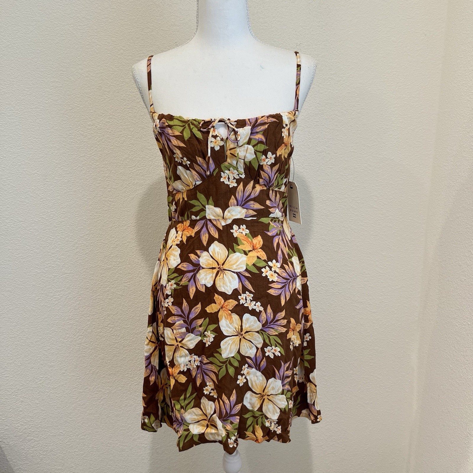 NWT Billabong Island Calling Floral Mini Dress Size M Brown Tropical Smocked