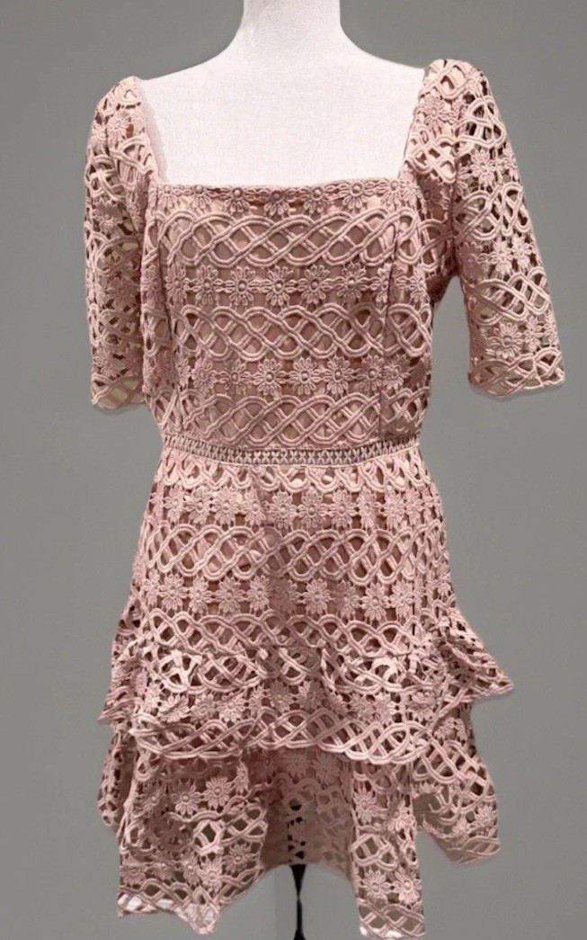 NWT Ever After Women’s Blush Tiered Ruffle Stretch Crochet Fit & Flair Dress L