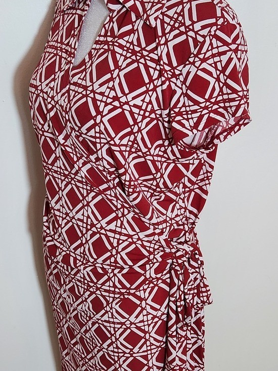 NY Collection Red and White Print Wrap Dress Size Large