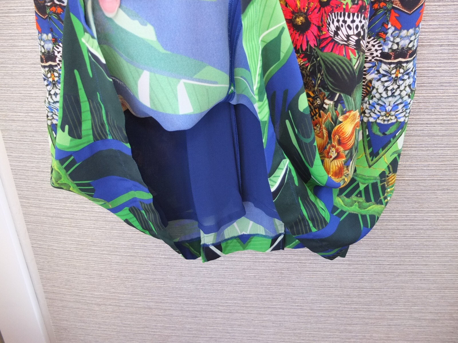 CLASS ROBERTO CAVALLI Multicolor Sleeveless Shift Knee Length Dress Size 8