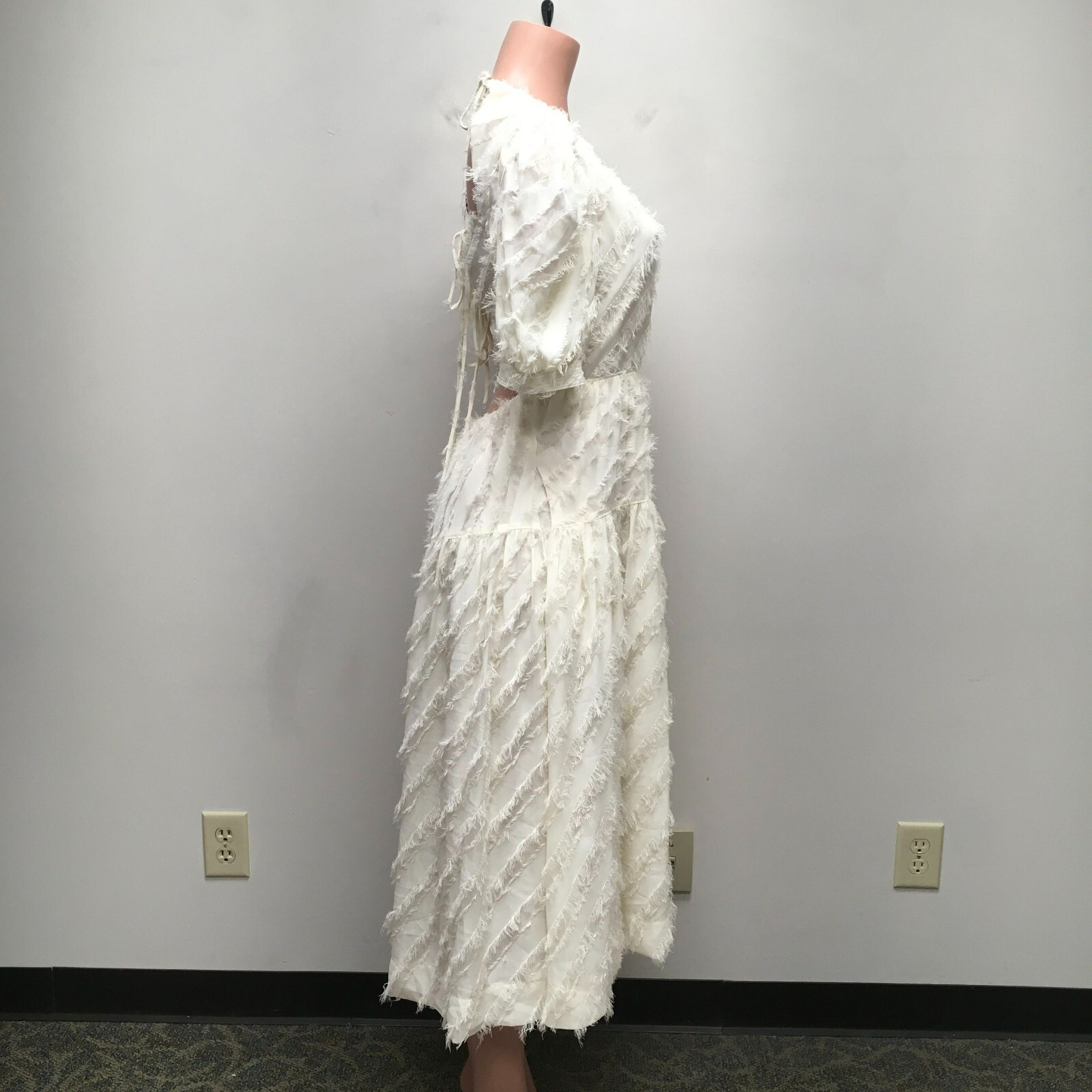 En Saison Natural Texture Stripe Chiffon Fringe Cut Out Tie Back Midi Dress M