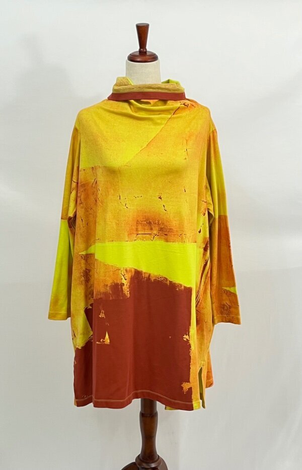 MOYURU Sz M Medium Yellow Orange Red Abstract Tunic High Neck Dress NWT