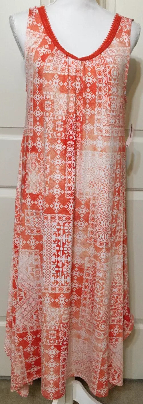 NWT New Directions size M coral white geometric sleeveless v-neck flare dress