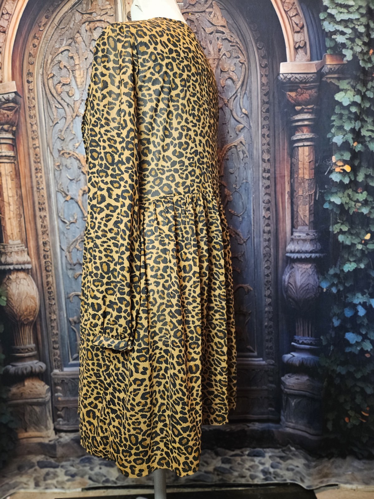 Time and Tru Dress L Silky Leopard Print Boho Hippie Peasant Babydoll Sundress