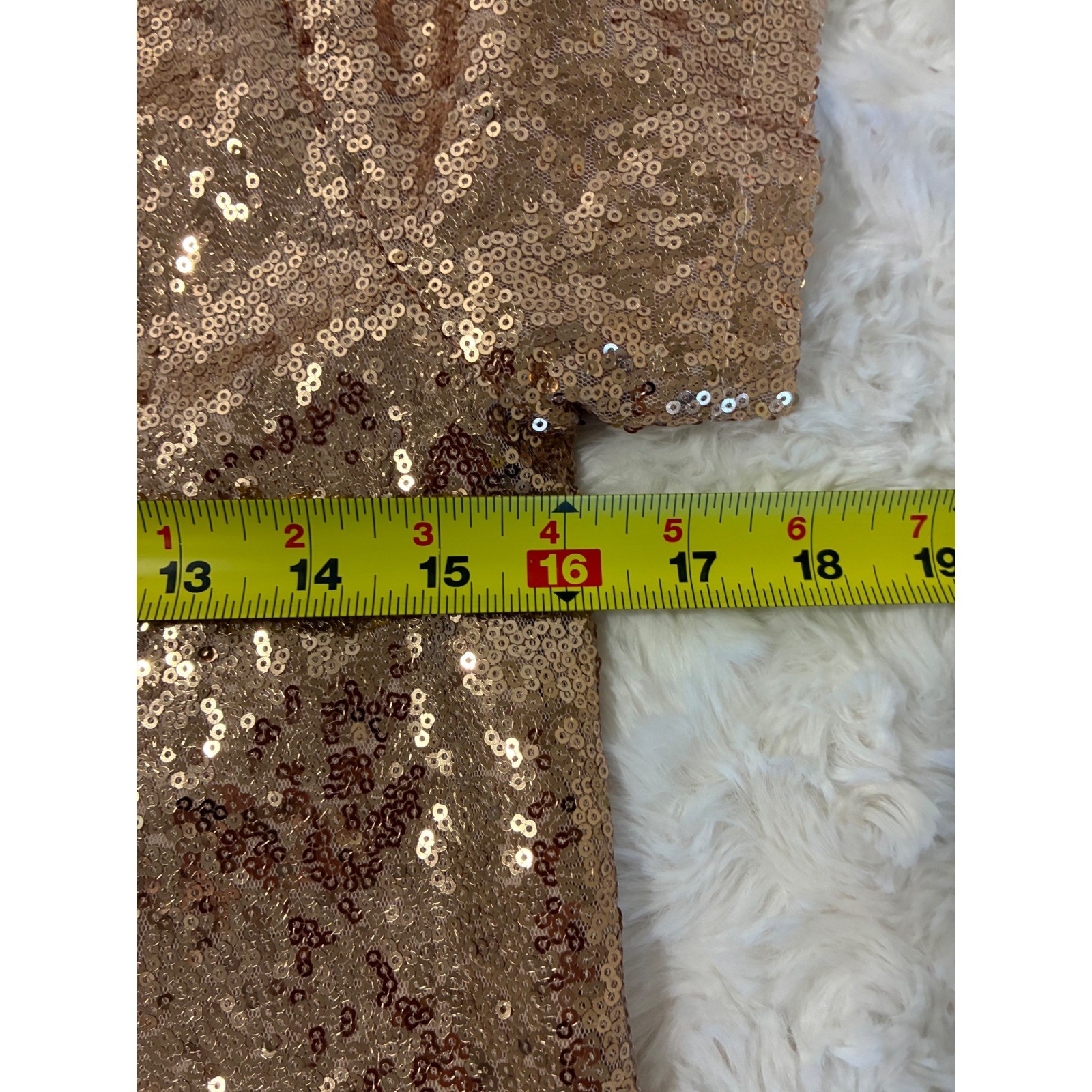Lulus Rose Gold Sequin V-Neck Short Sleeve Shift Mini Dress 66192 Womens XS