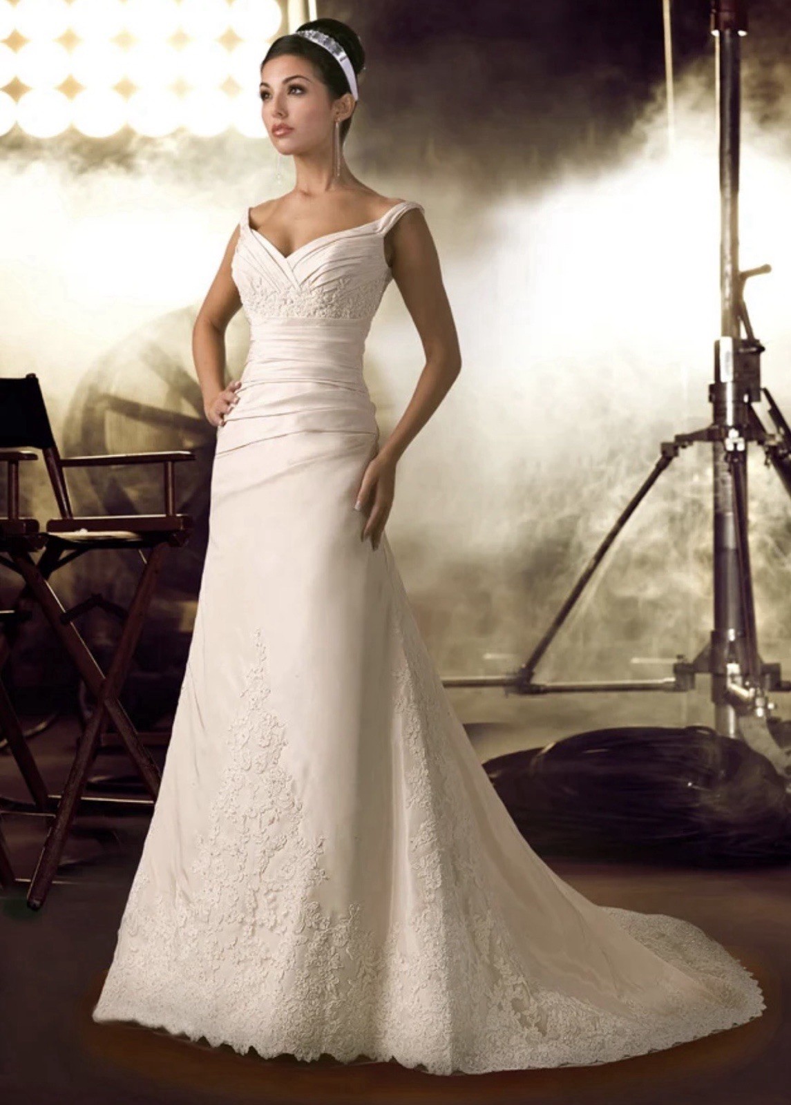 Vintage 2008 Impressions Wedding Gown Sz 14 Champagne A-Line & Lace