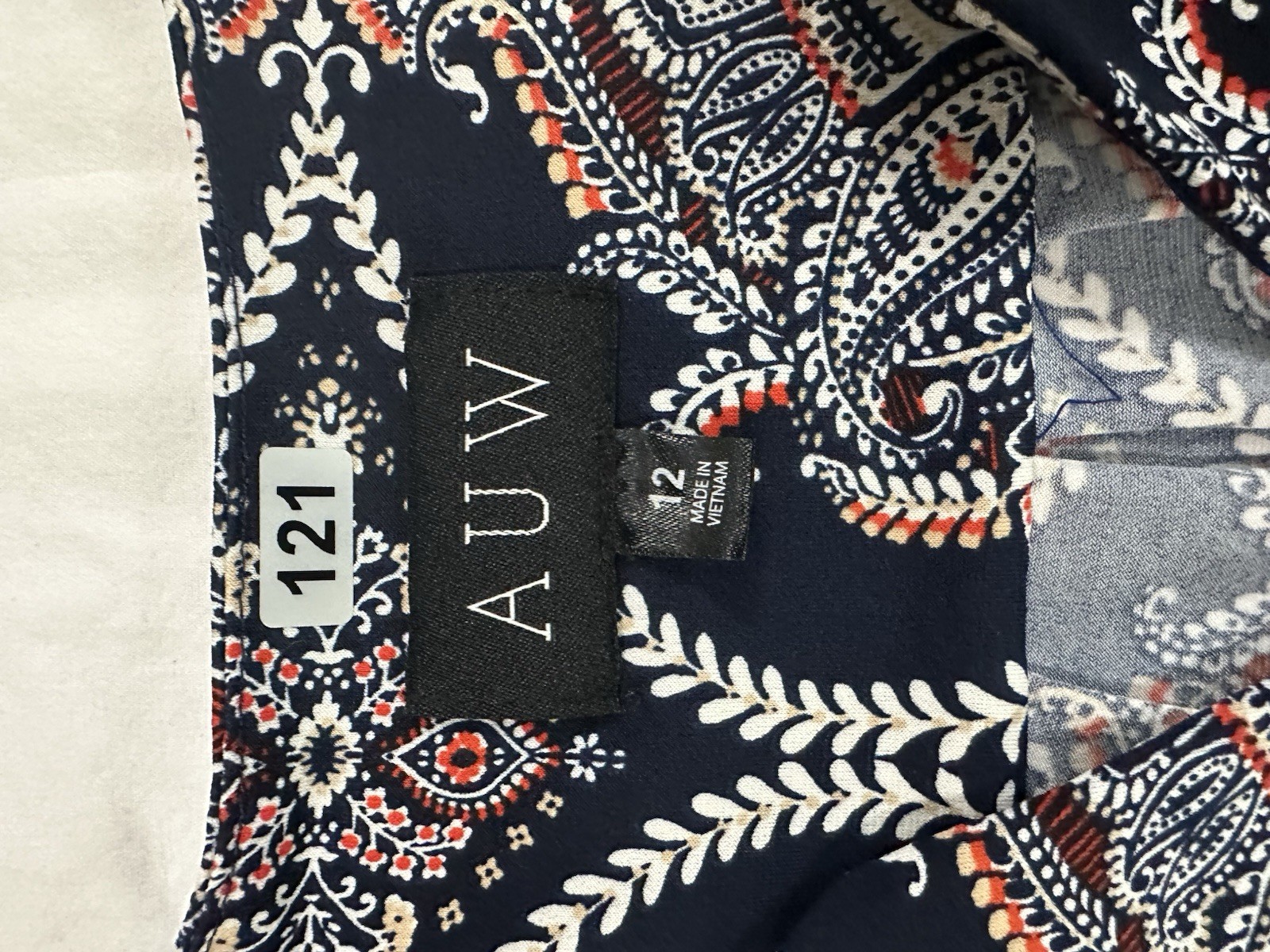 AUW Geometric Blue/White/Red V-Neck 3/4 Sleeve Shift Dress Knee 12