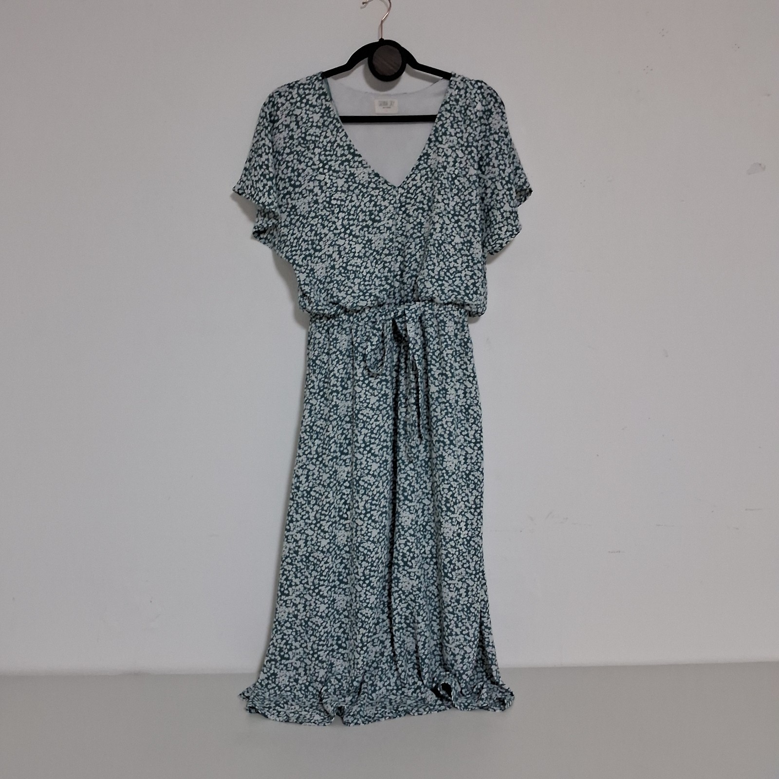 Sienna Sky Women’s Dress Maxi Size Large Color Green Floral