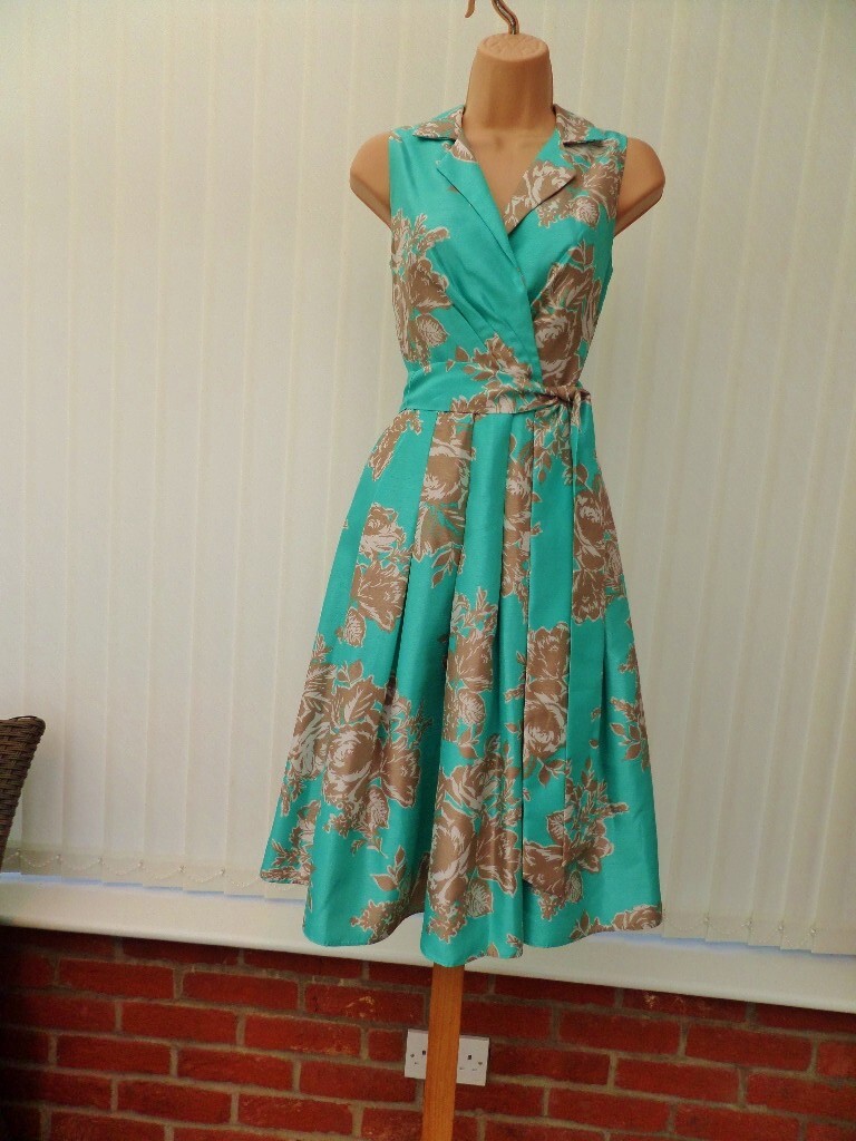ELIZA J TURQUOISE GOLD IVORY FLORAL SATEEN 50’S PLEAT FLARE MIDI DRESS 8 NWOT