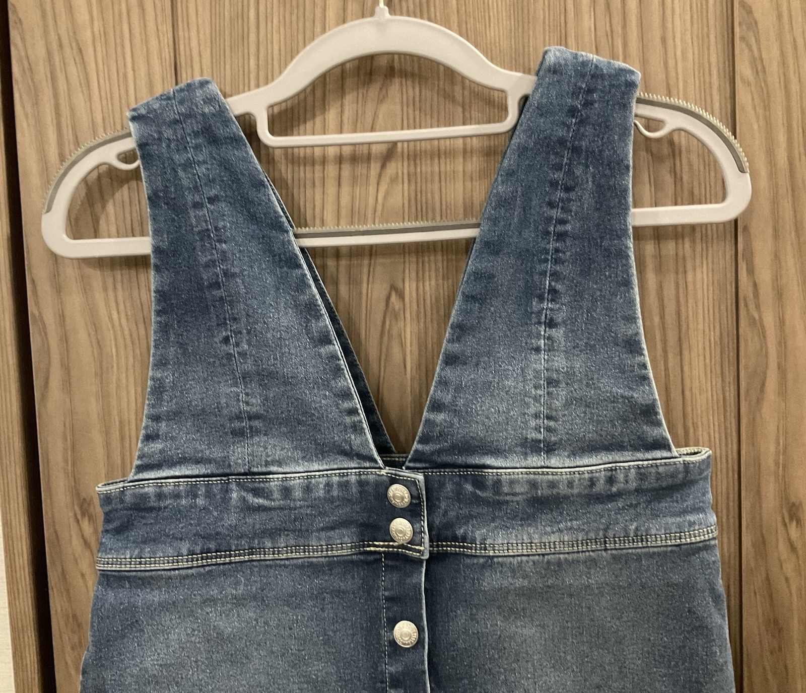 NWT Levis Womens Sleeveless Denium Snap Front Dress Size 12 Reg.