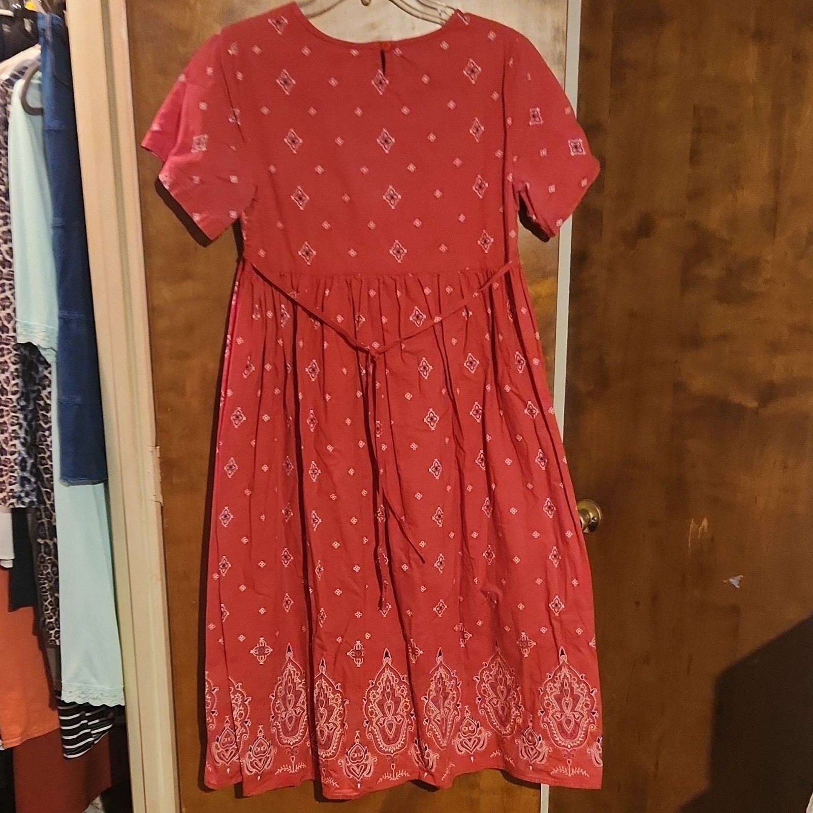 Take Two Clothing Co. Red White Paisley A-Line Round Neck Midi Dress PM Petite