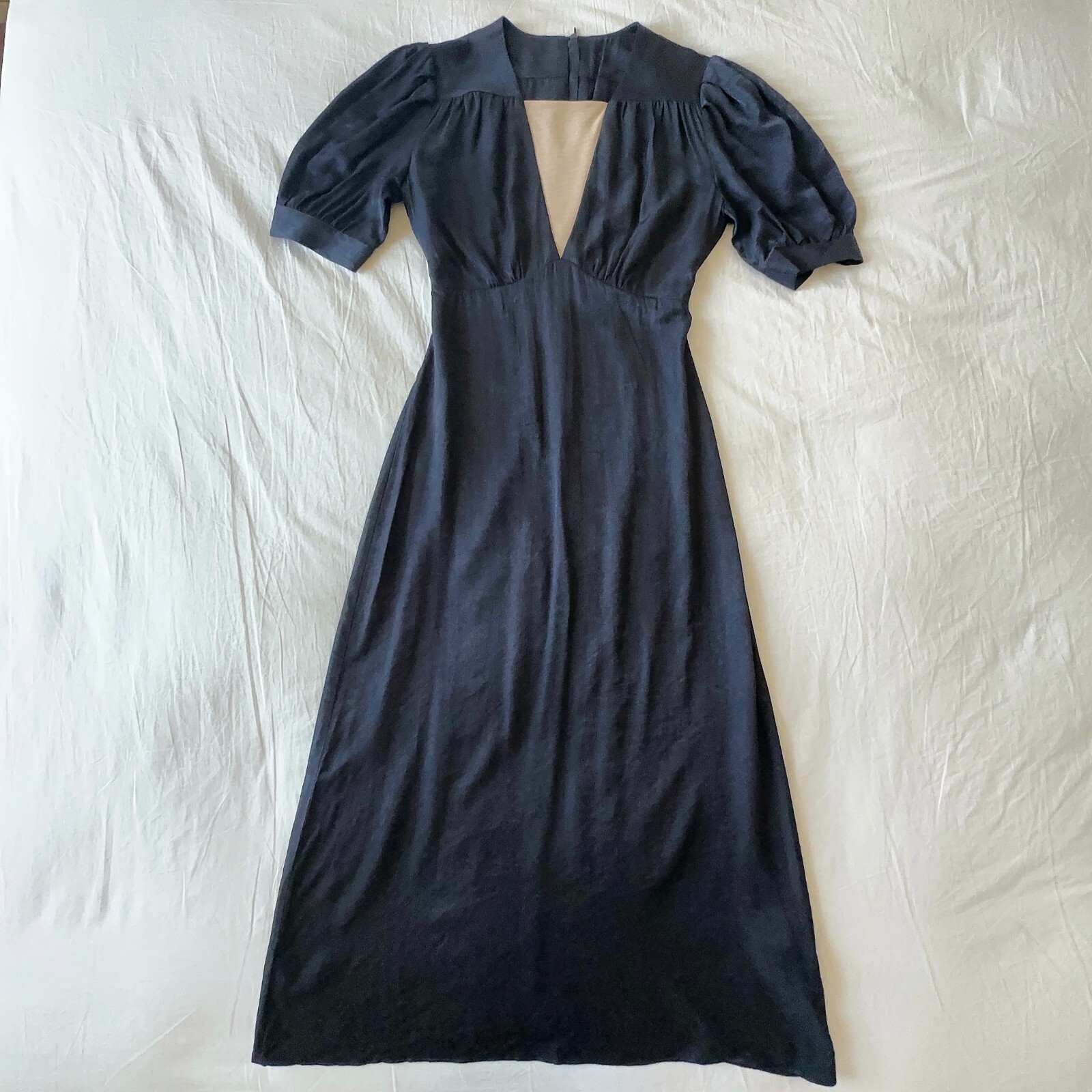 V-neck Puff Sleeves Contrasting Slim Black Lyocell Fiber Sexy Silky Midi Dress