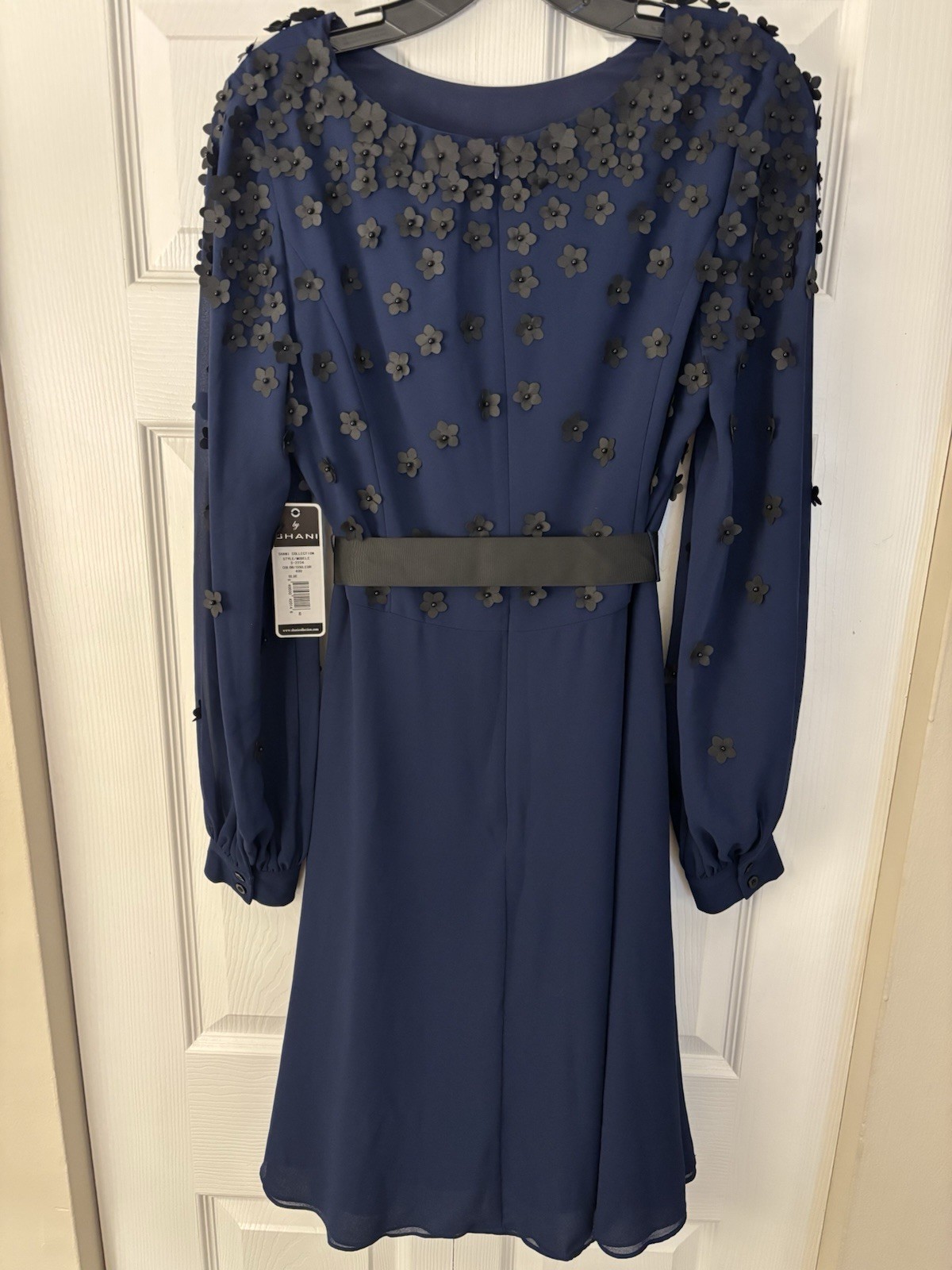 SHANI Blue/Black Floral Fit & Flare Knee Dress LS Boat Neck Bow 8 S-2234