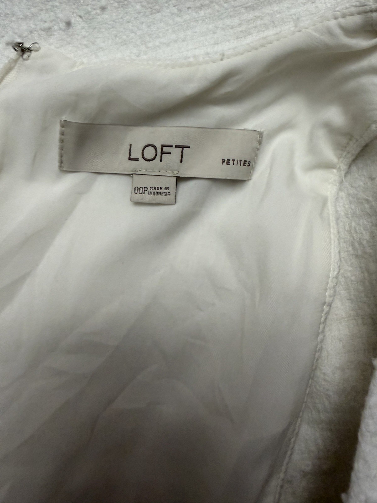 Loft Mini White Tweed Sleeveless Dress Size 00P with Pockets Summer dress
