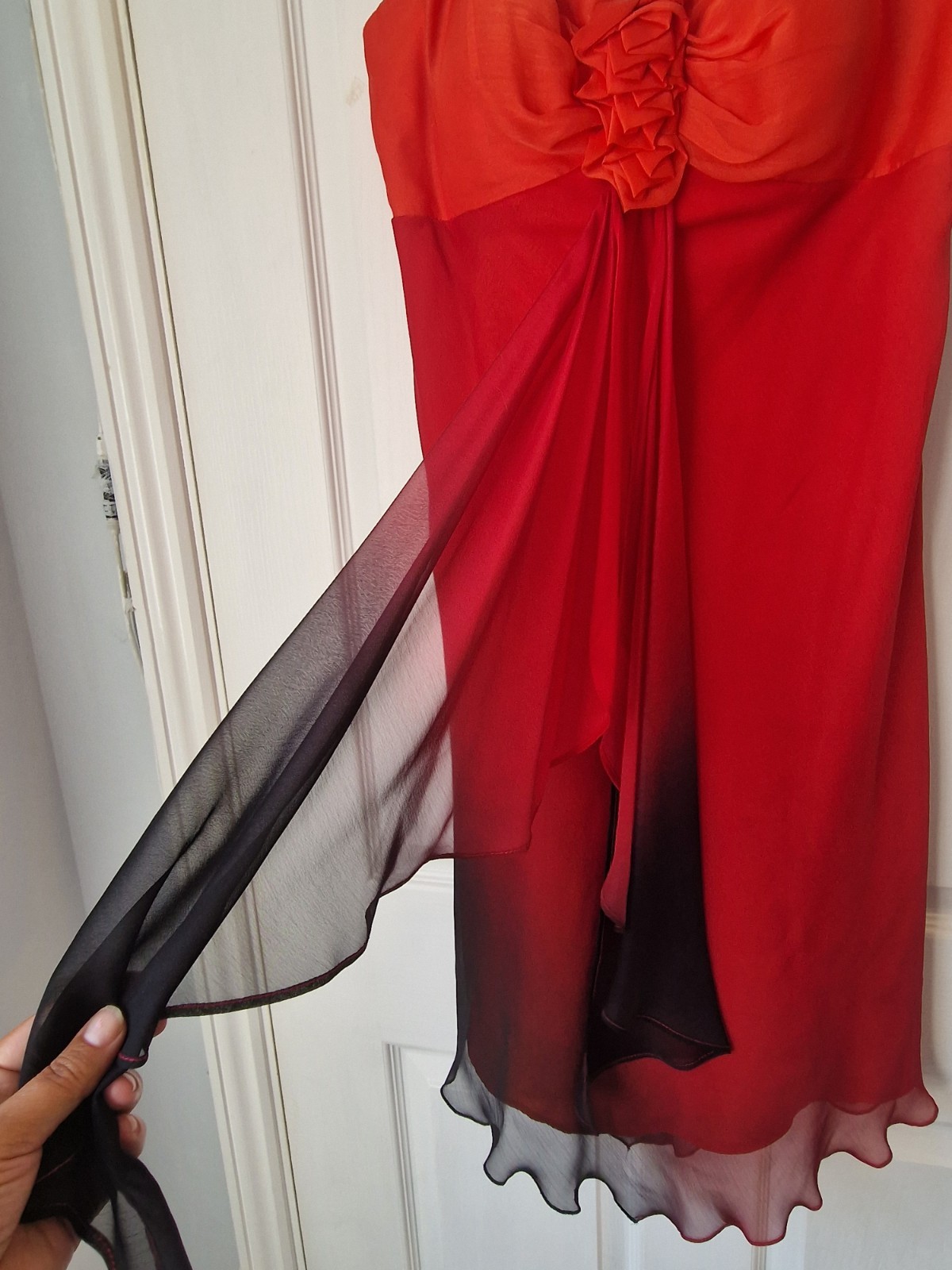 #ladies Debut Knee Length Dress Special Occasion Ombre Red/black. Size 12