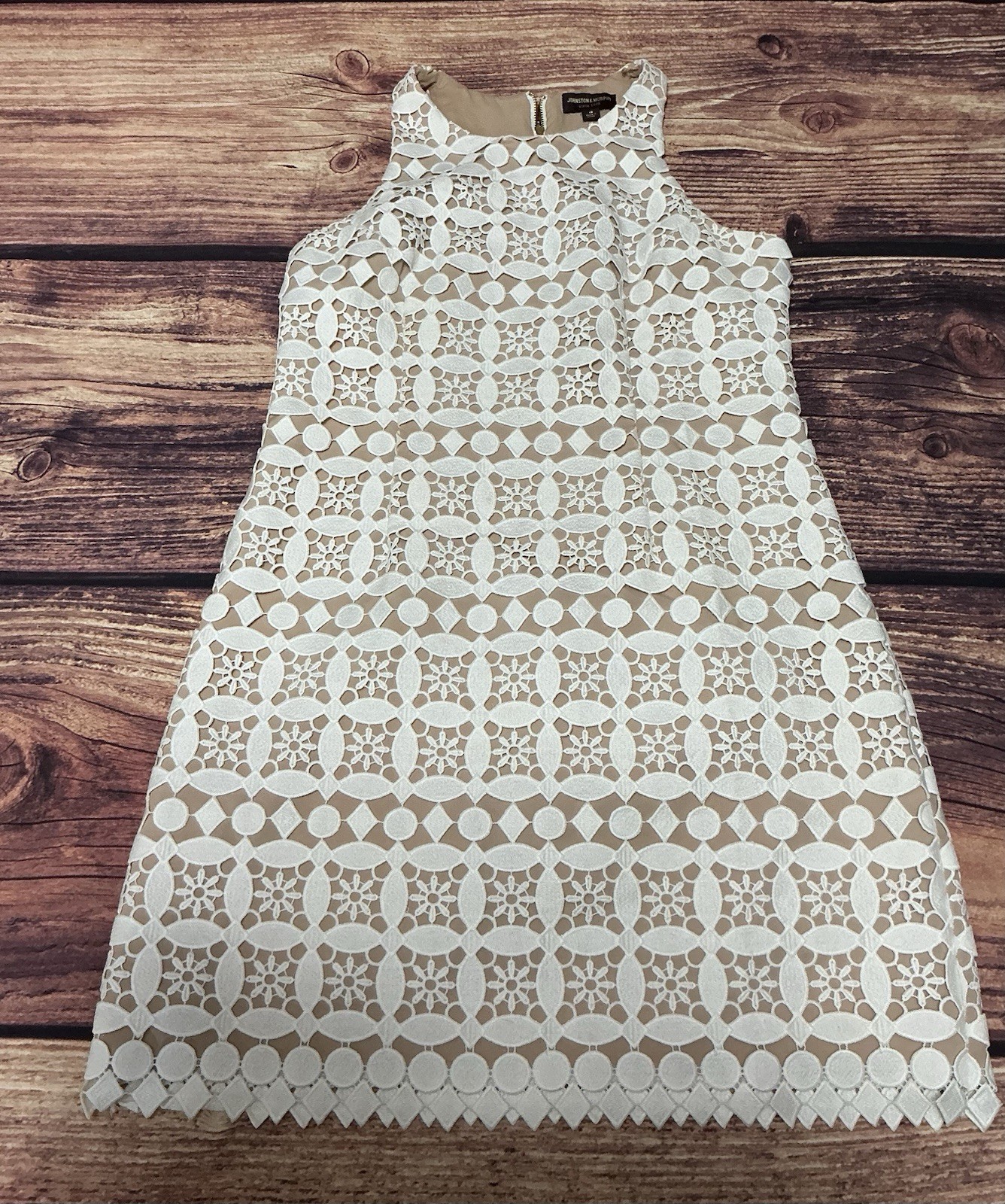 Johnston & Murphy Women’s Short Nude Color Dress With White Floral Overlay – 10