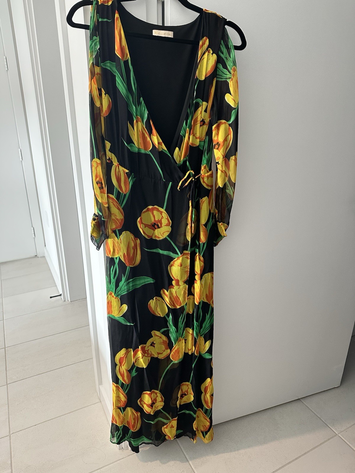 Mia Arcenas 100% Silk Luxury Resort Summer Vacation Yellow Tulip Maxi Dress