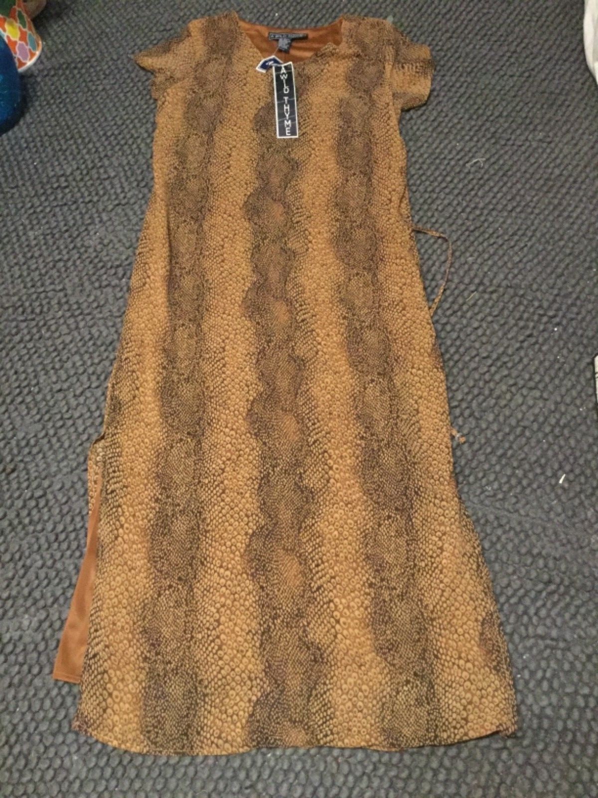 A WILD THYME~Women’s Brown Animal Print Dress Size 8~Side Slits~Lined