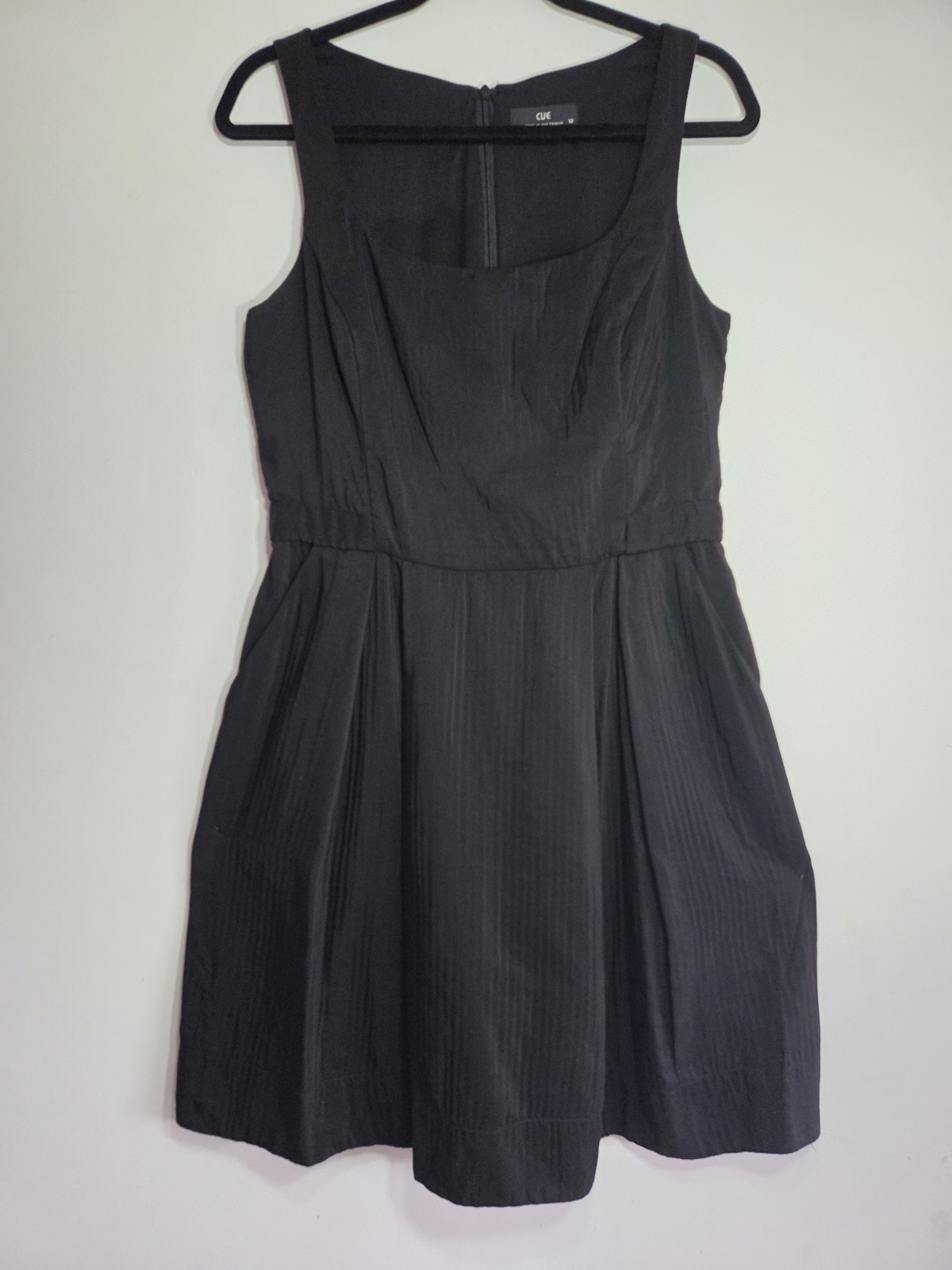 Cue Black Fit & Flare Square Neck Sleeveless Pleated Pockets Zip Dress 12