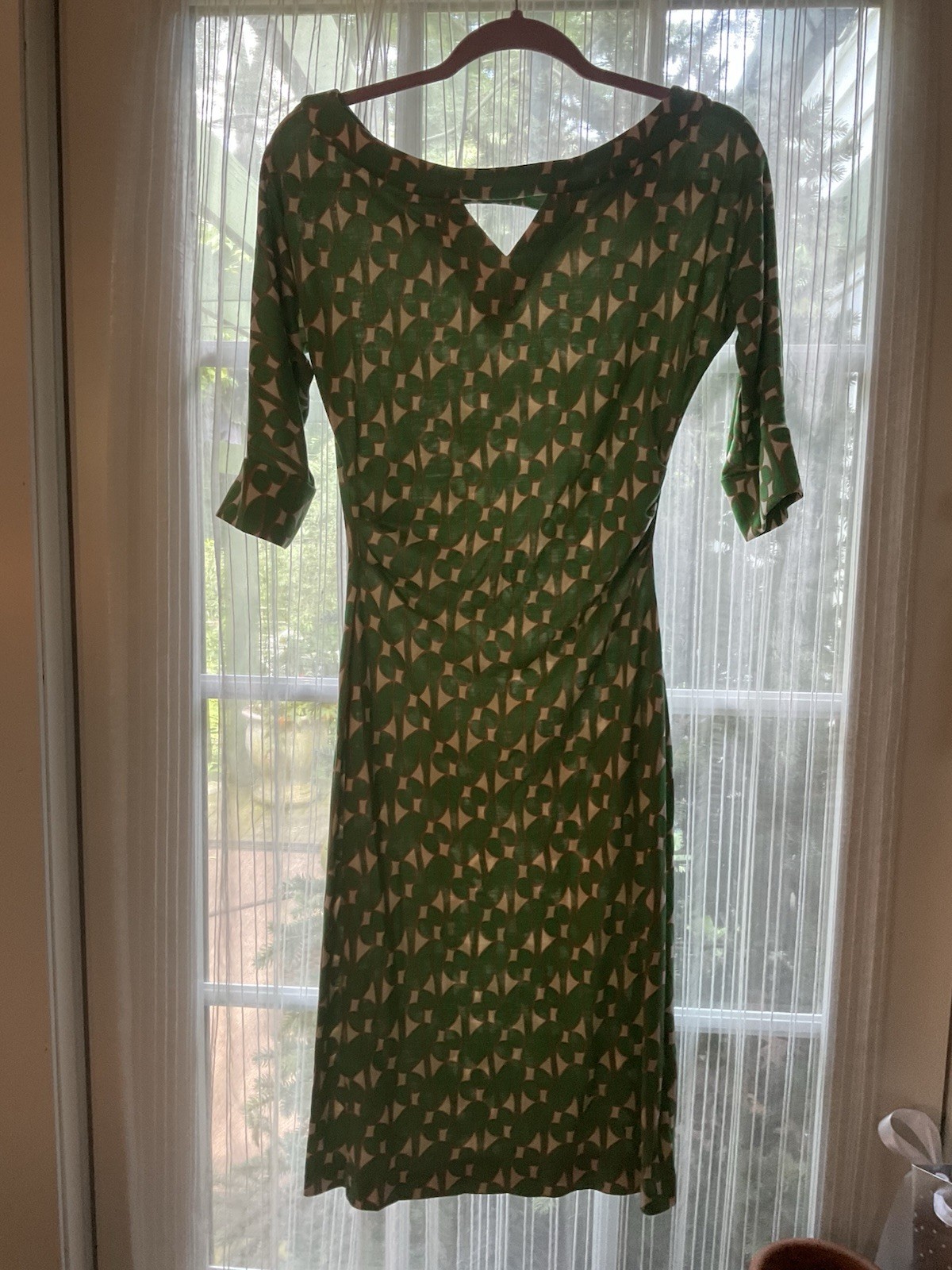 Diane von Furstenberg DVF 100% Silk Dress NWOT Size 2