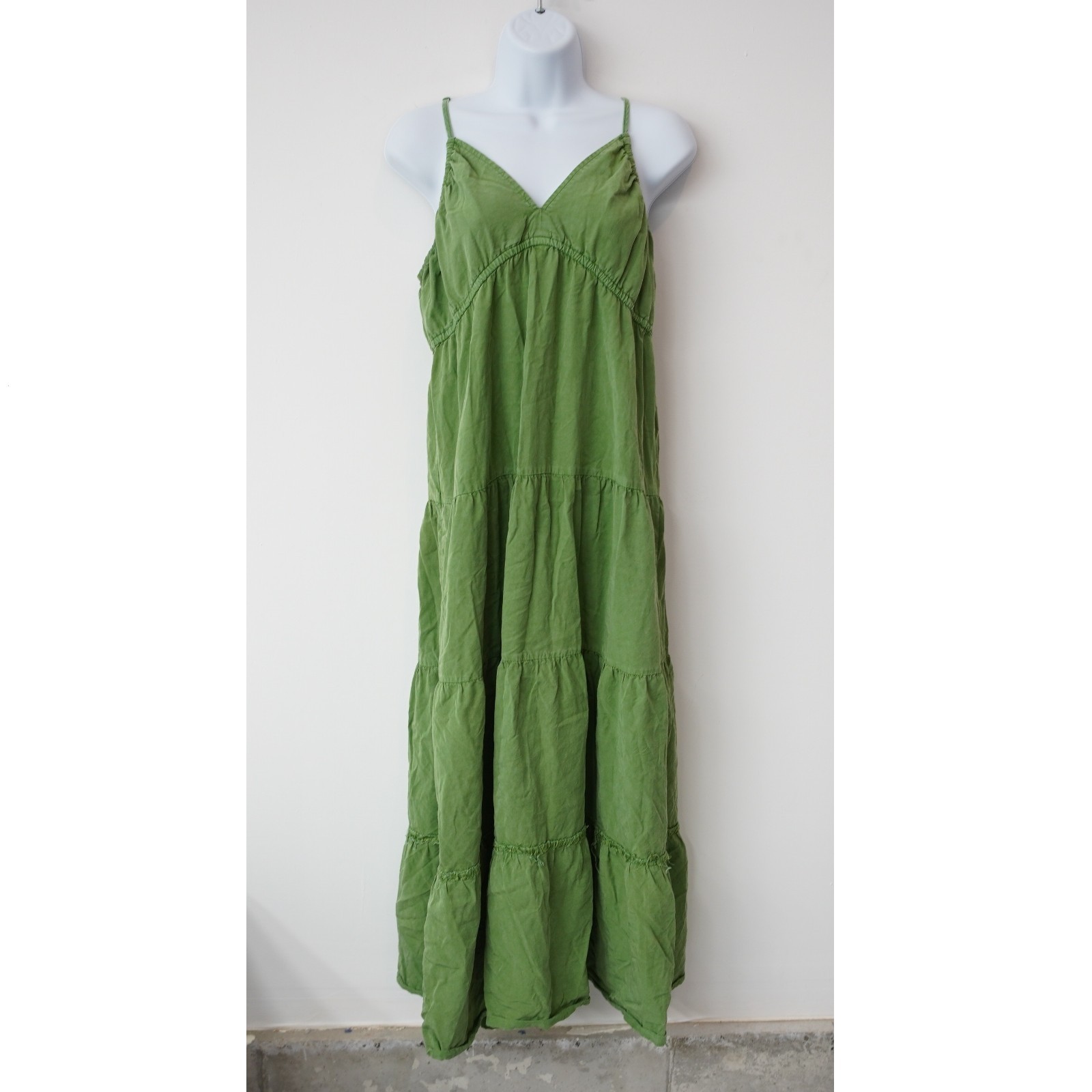 Kut from the Kloth Midi Dress Size Medium Green Boho Tiered Fairy A line Flowy