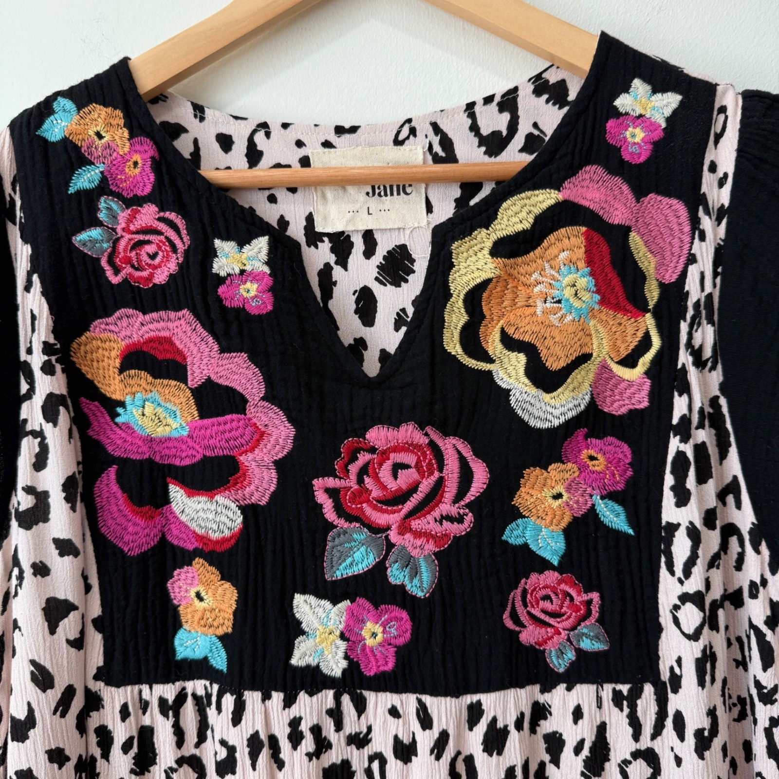 Savanna Jane Boho Leopard Floral Embroidered Swing Dress Size L Lined Whimsical