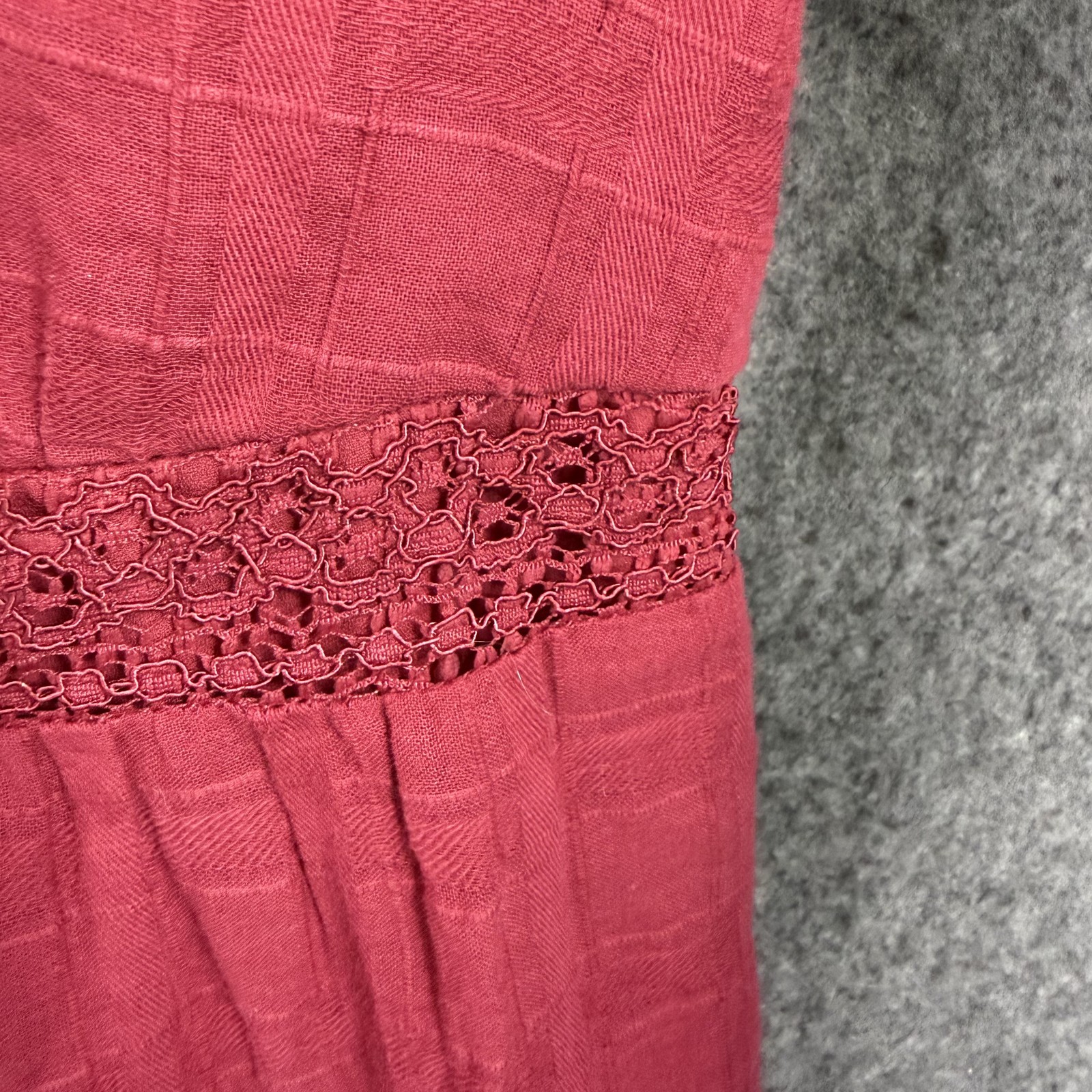 Knox Rose Women’s Rust Red Cotton Blend Crochet Lace Trim Ruffle Hem Mini Dress