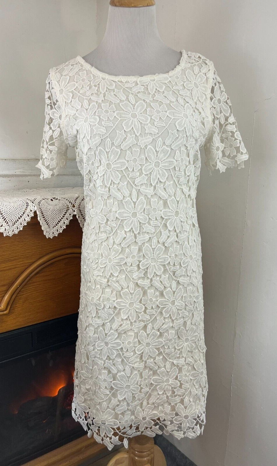 KUT From The Kloth Densely Woven Flower Patterns Animate Angelic White Dress ~ S