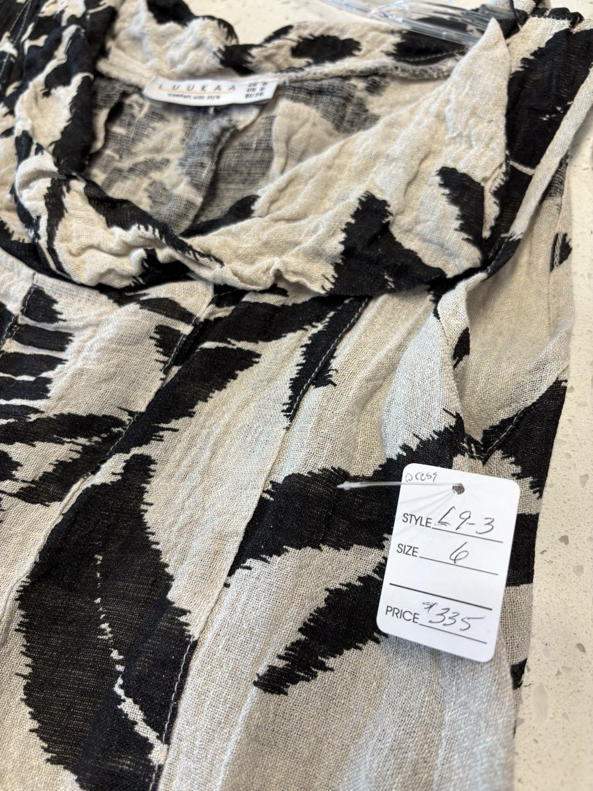 Luukaa Linen Blend Sleeveless Dress Lagenlook Cowl Neck Beige Black Abstract