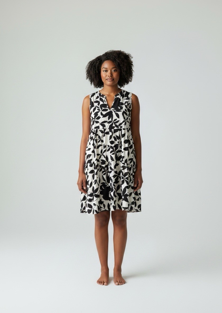 Black & White Leaf Print Tiered Sundress XXL Sleeveless V-Neck NWOT