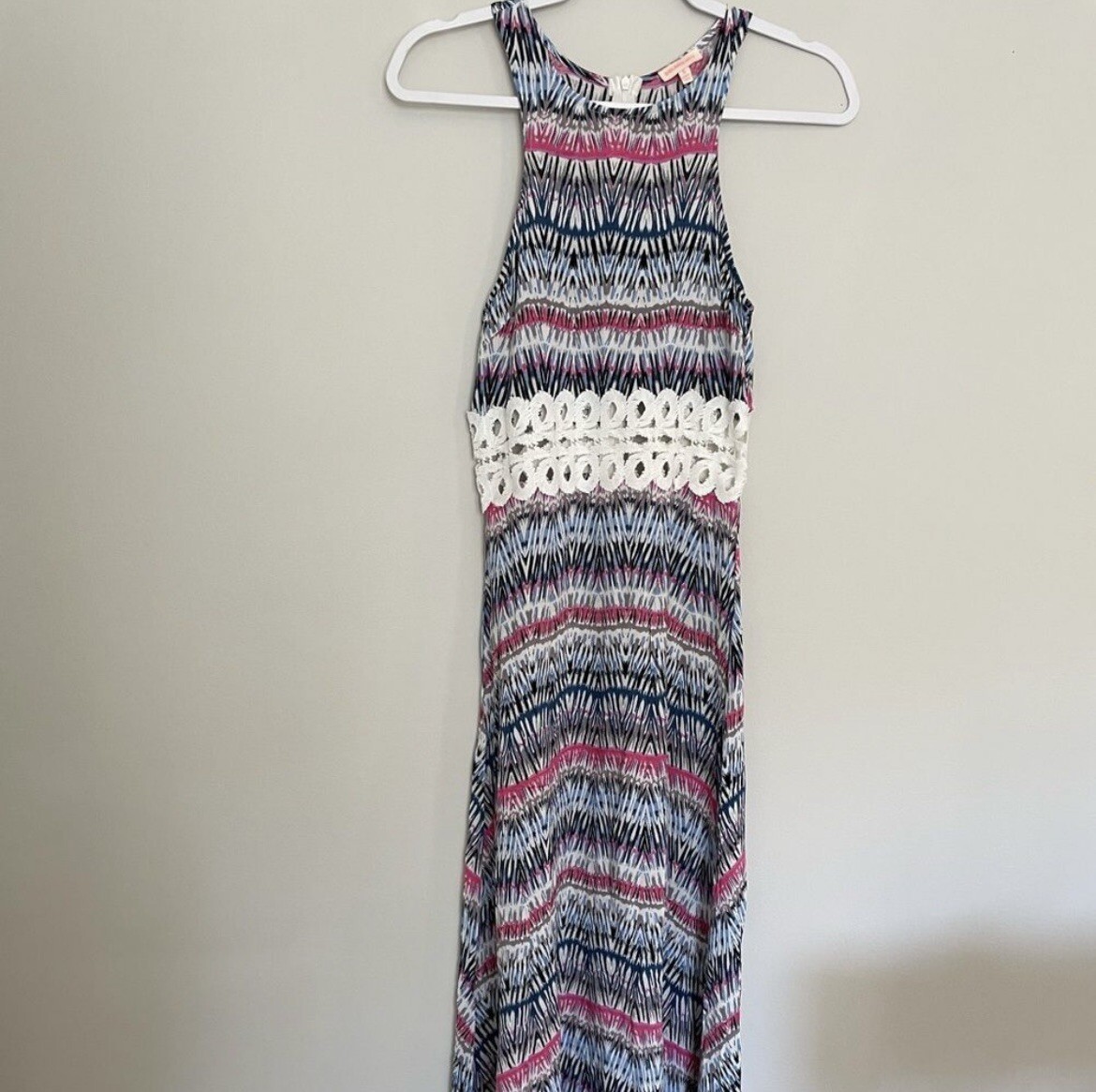 Solaris Style Maxi Dress With Crochet Cutout