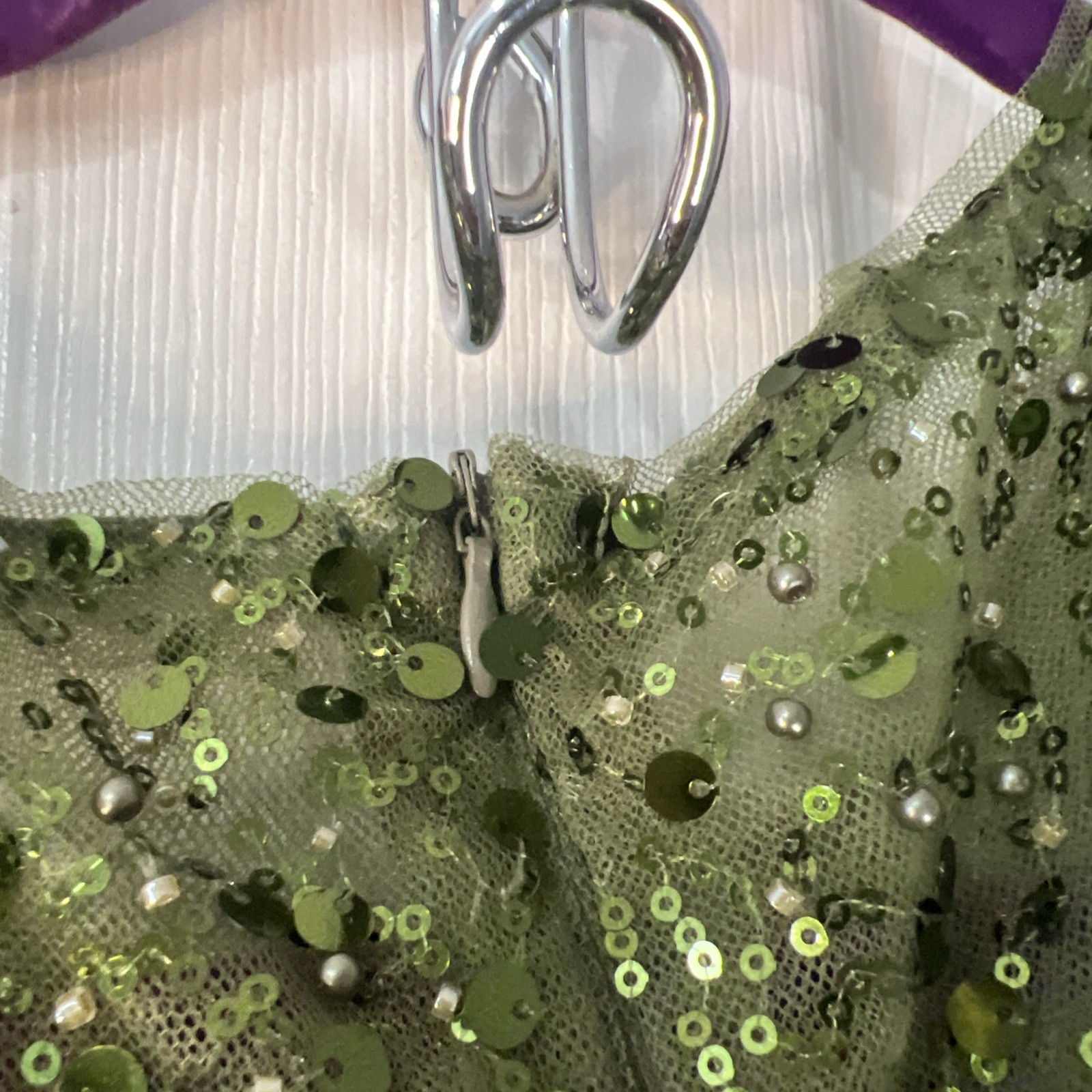 Faeriesty Beautiful green sequence Long Sleeve Dress 3xl zips in the back nwot
