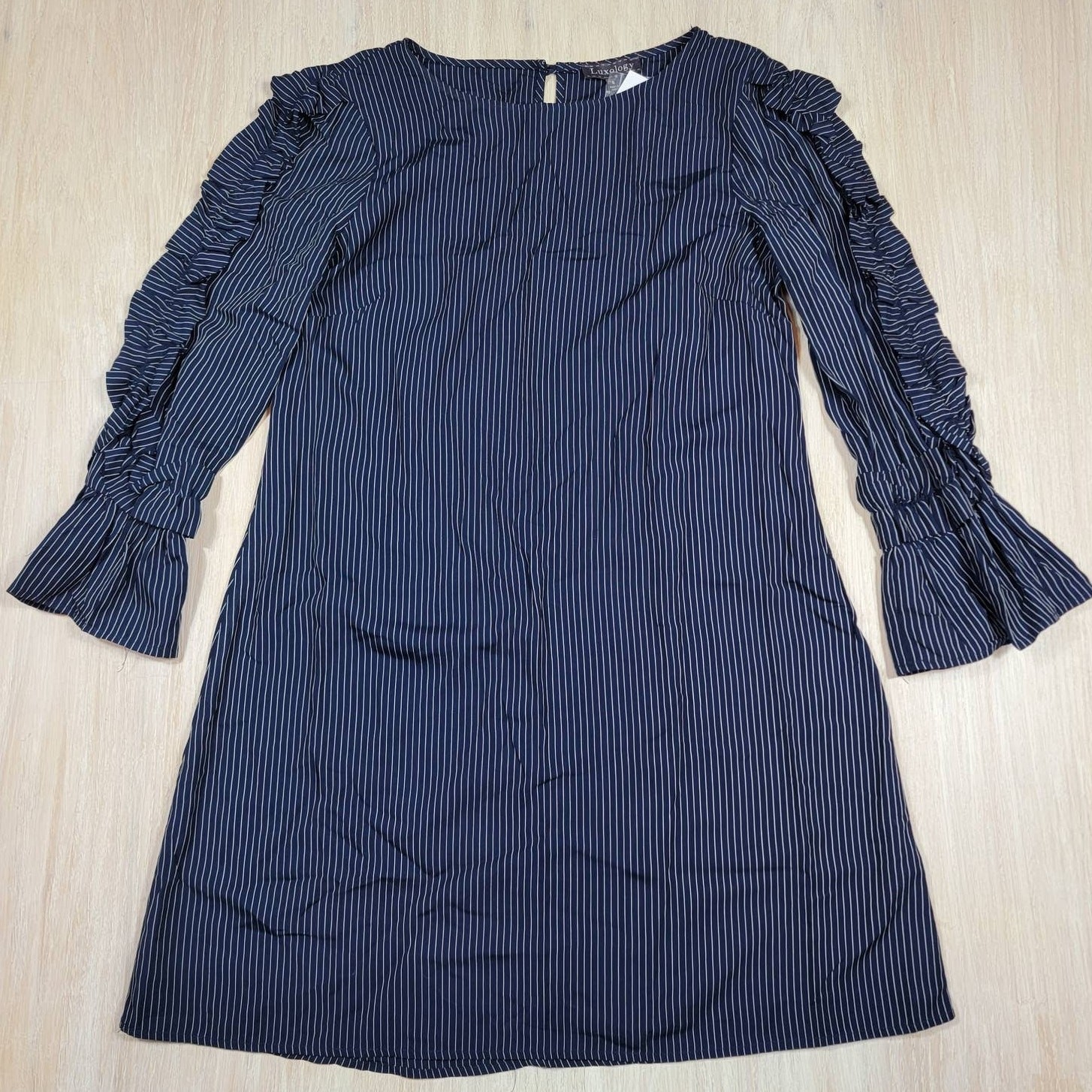 NWT Luxology Navy Blue Pinstripe Ruffle Sleeve Shift Bell Sleeve Dress Small