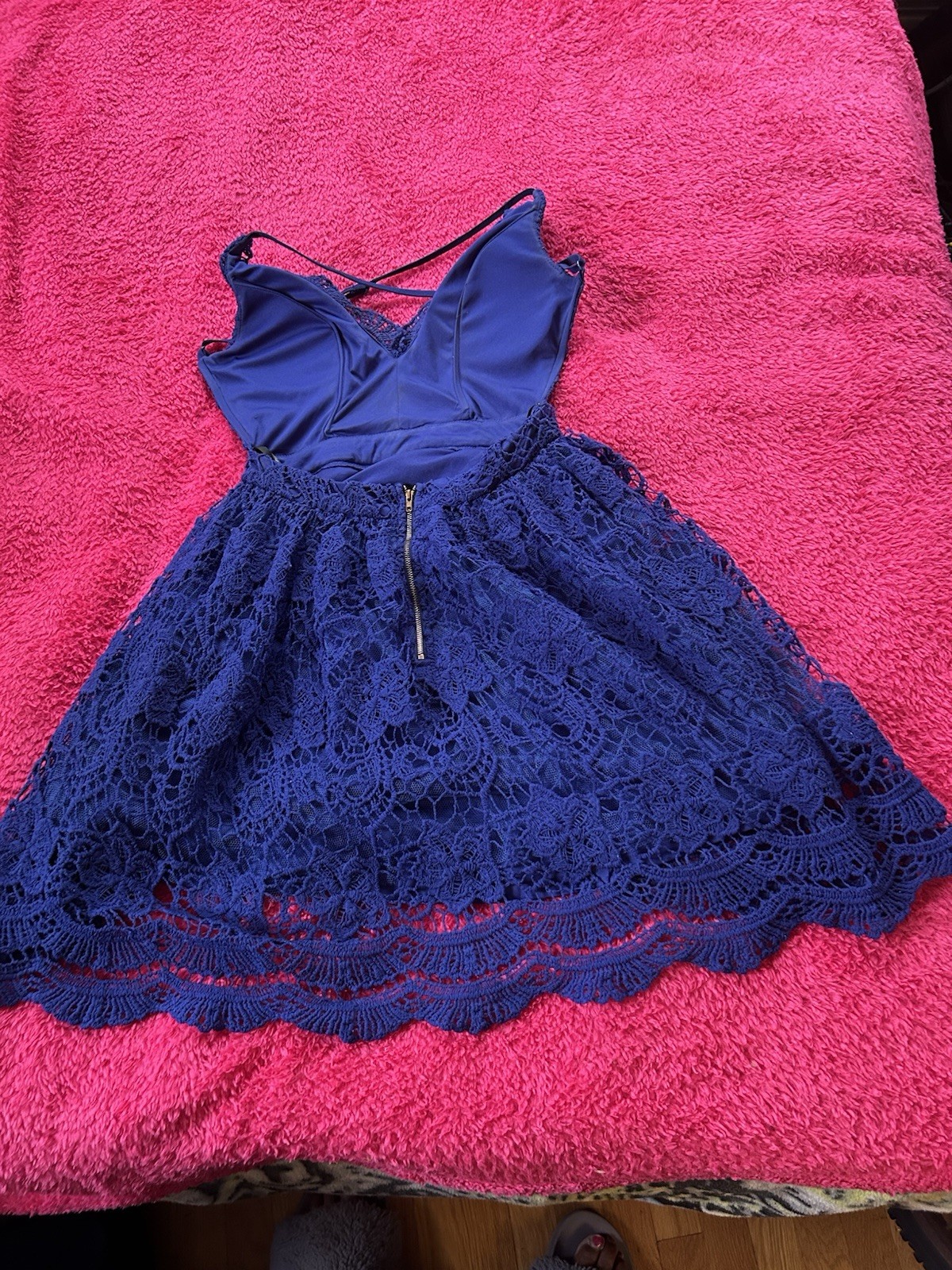 Papaya Blue Solid Lace V-Neck Sleeveless Lined Mini Dress Zip Closure Size Sm