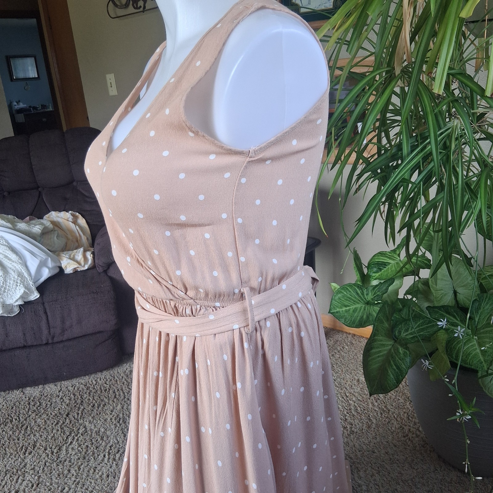 VICI Polka Dot Maxi Dress Flowy Feminine Neutral Tones European Summer Rayon M