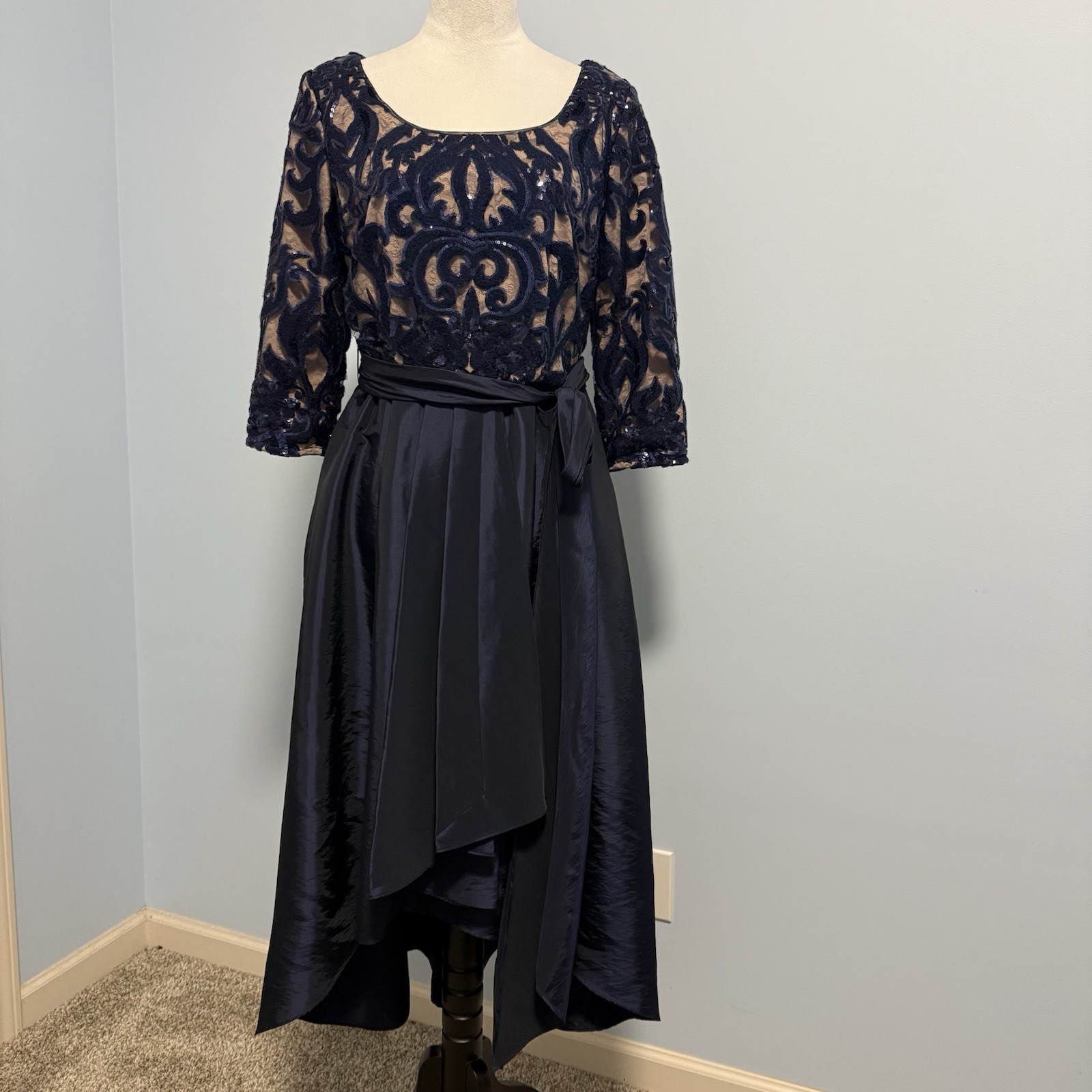 R&M Richards Women’s One Piece Lace and Tafetta Hi Lo Dress Missy Navy Size 10
