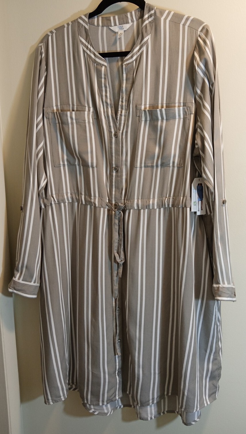 Time and Tru Women’s NEW Gray Taupe White Stripe Relaxed Fit Shirt Dress, XL.