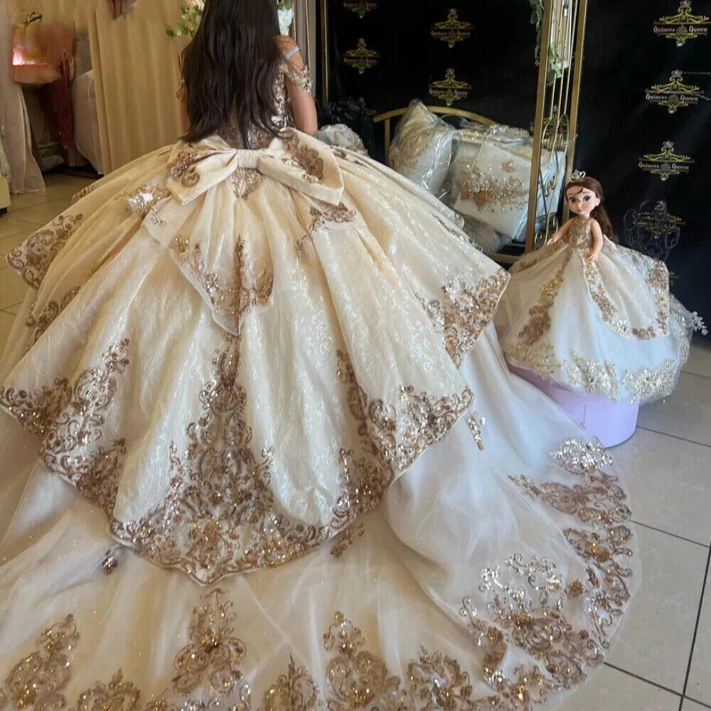 Princess Quinceanera Dresses Luxury Sequined Light Champagne Ball Gowns Sweet 16