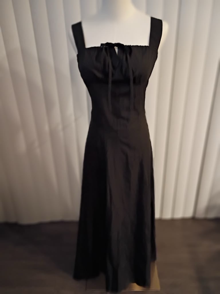 Women’s S Black Solid Maxi Dress Square Neck Sleeveless Backless Lace-Up Bow