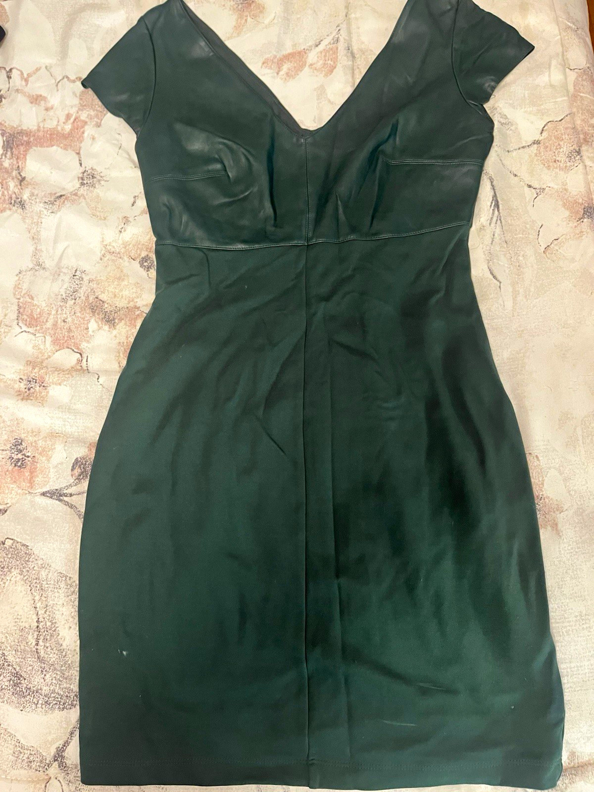 Bailey 44 Green Sheath Dress V-Neck Cap Sleeve Faux Leather Trim Knee S