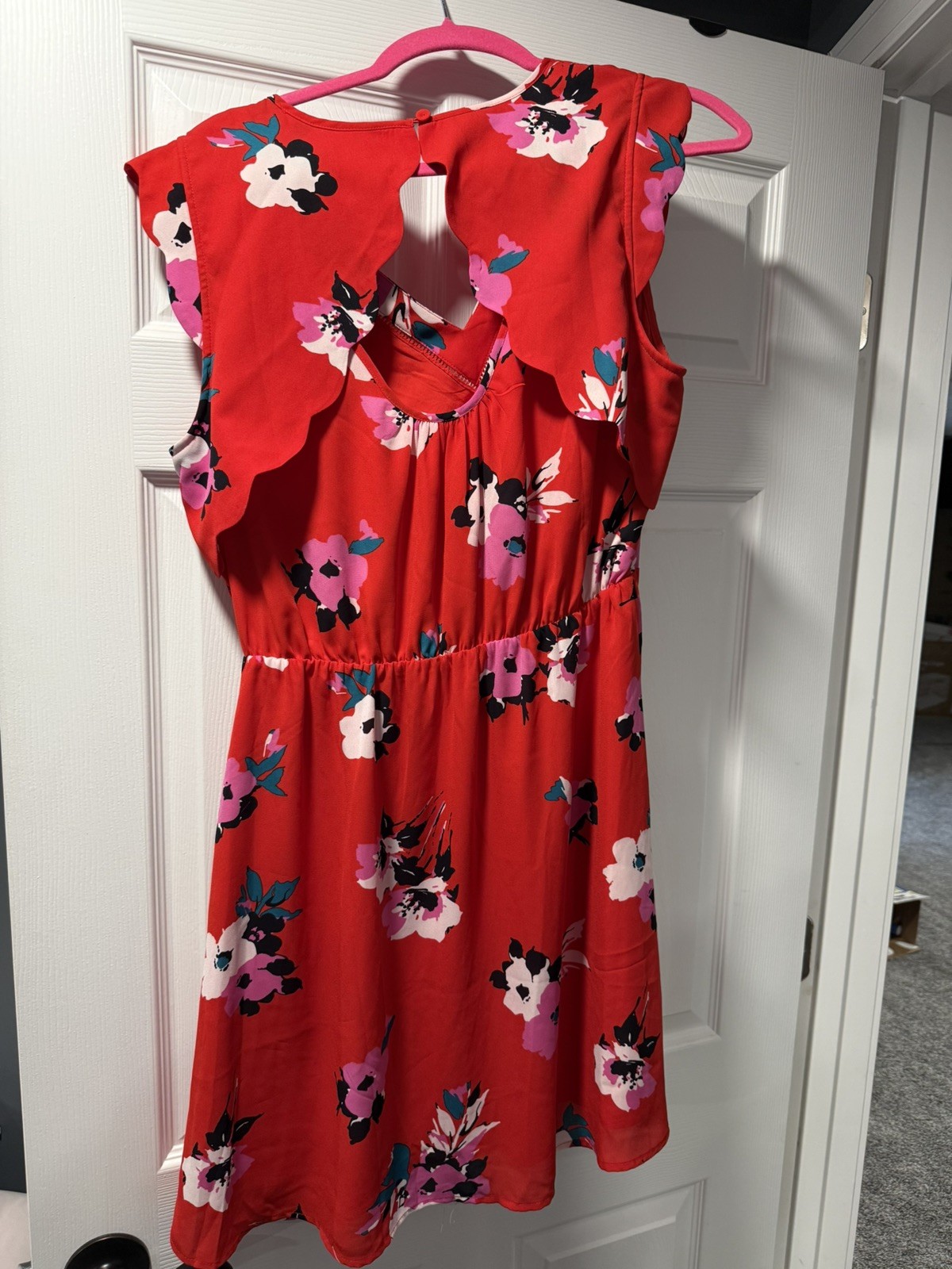 41 Hawthorn Midnight Scallop Detail Dress in Red Floral NWT Size L