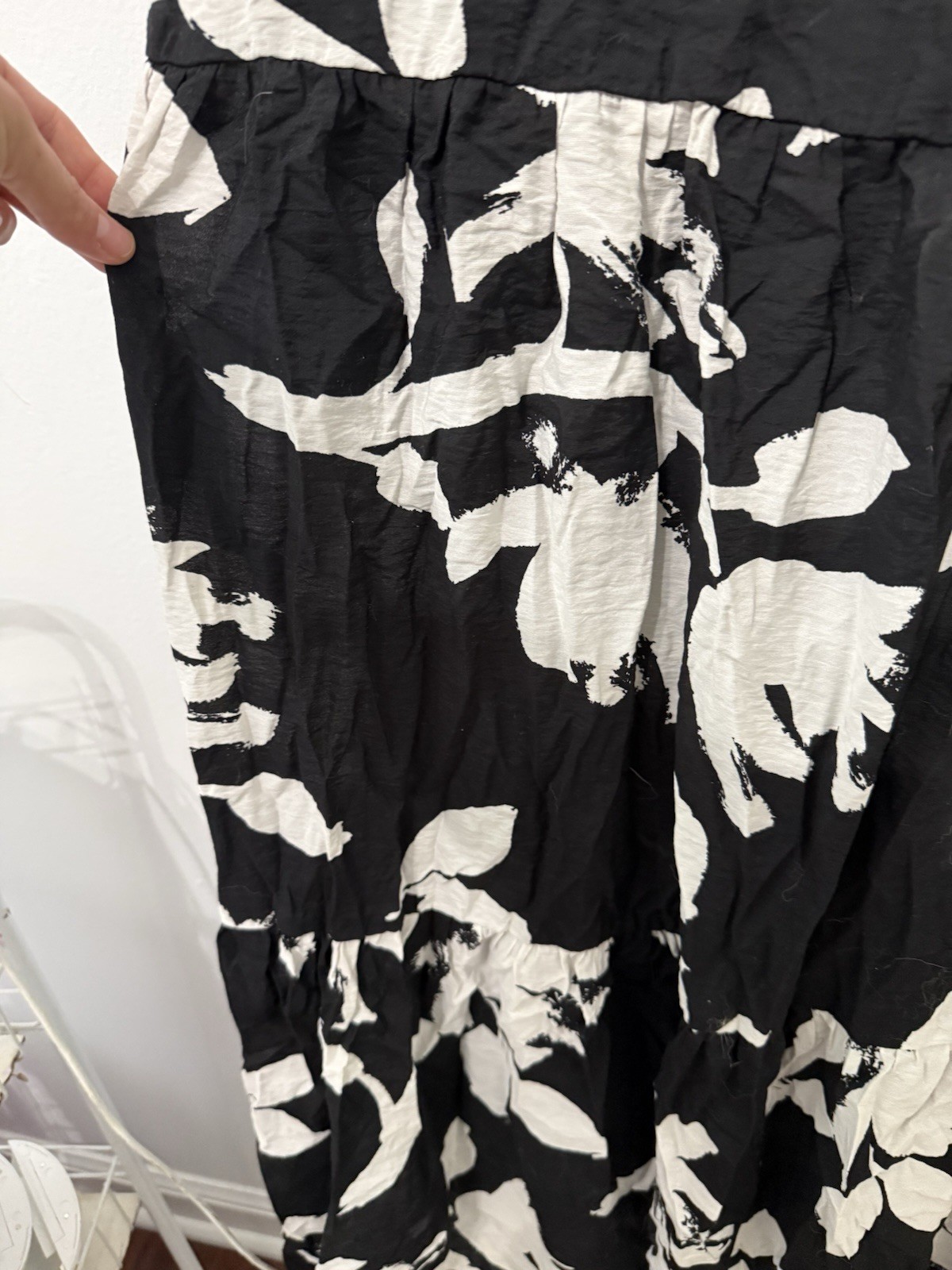 Nine West Women’s Sleeveless Maxi Dress Black & White Floral Lined Sz Medium