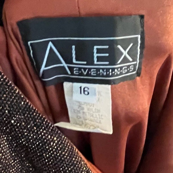 Alex Evenings Formal Brown dress with allover Gold sparkle detail sz 16